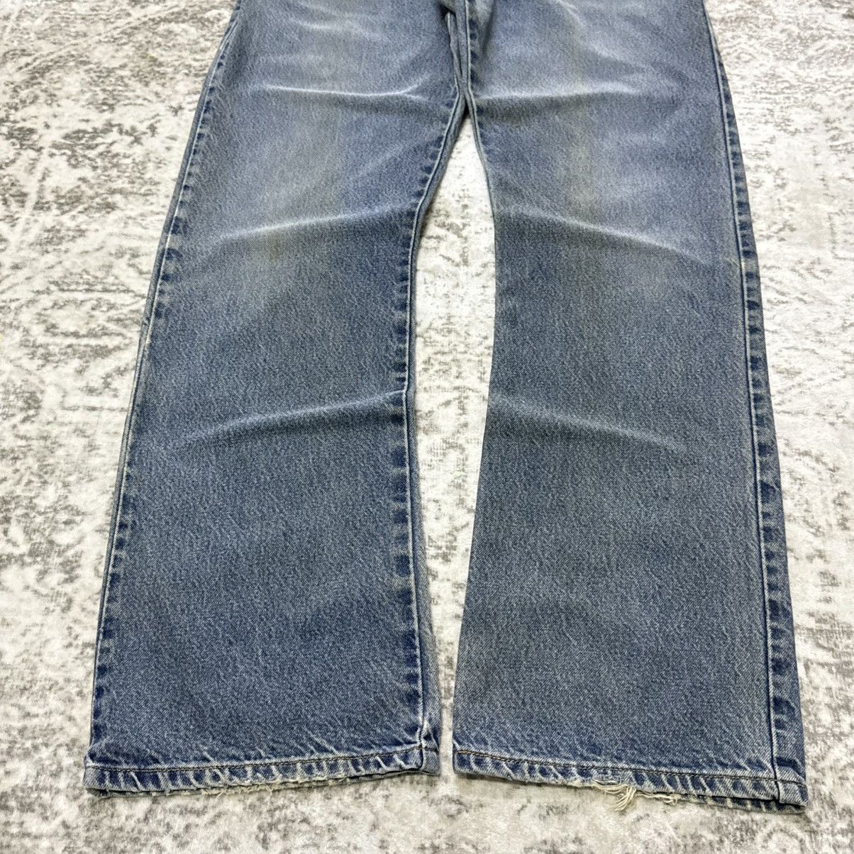 Levi's Vintage Levis 517 Bootcut Flared Jeans Fade Wash Denim Size US 38 / EU 54 - 3 Thumbnail