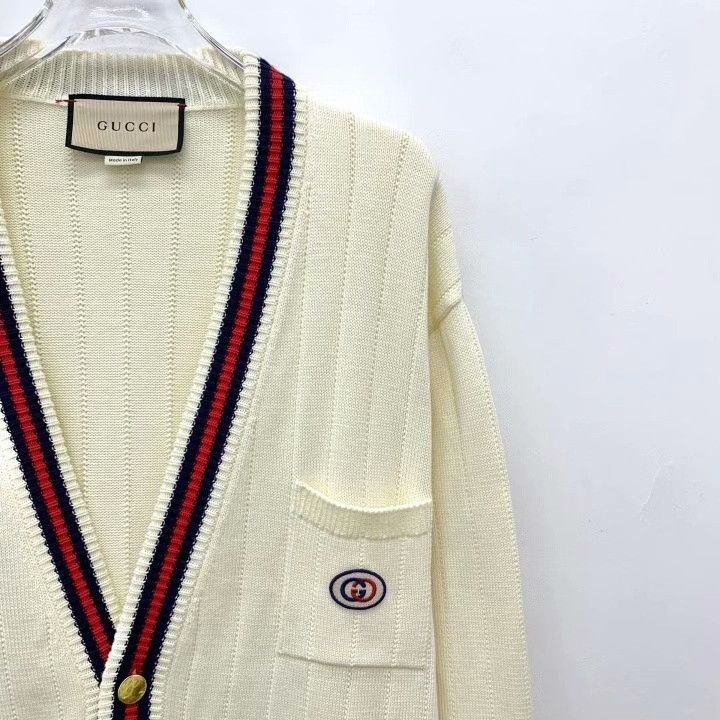 Gucci Gucci V-neck Knit Cardigan Size US S / EU 44-46 / 1 - 3 Thumbnail