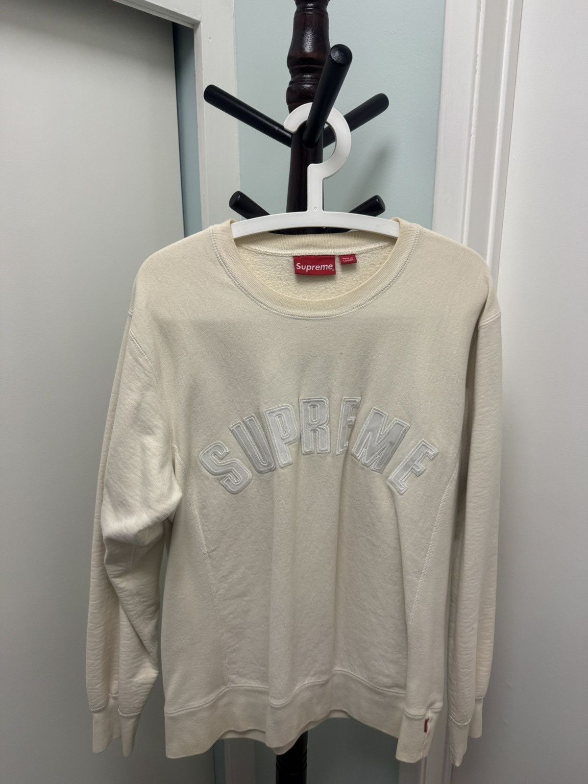 Supreme Supreme College Letters, crew neck Size US L / EU 52-54 / 3 - 1 Preview