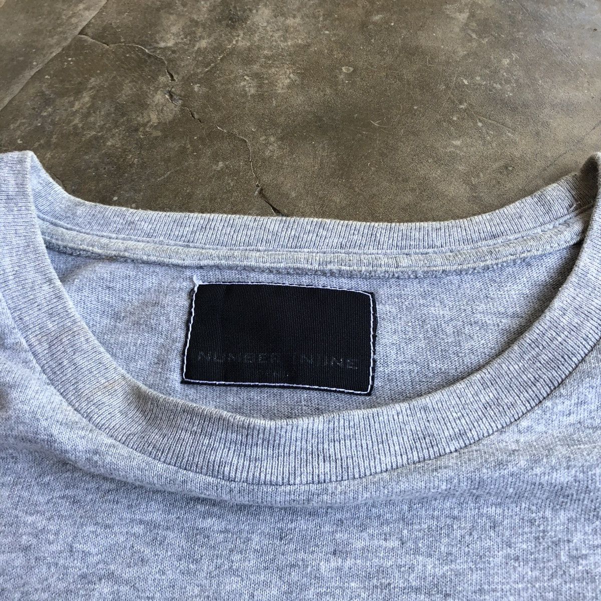 Number (N)ine Vintage Number (N)ine Spell Out Box Logo T-shirt Grey Size US L / EU 52-54 / 3 - 11 Thumbnail