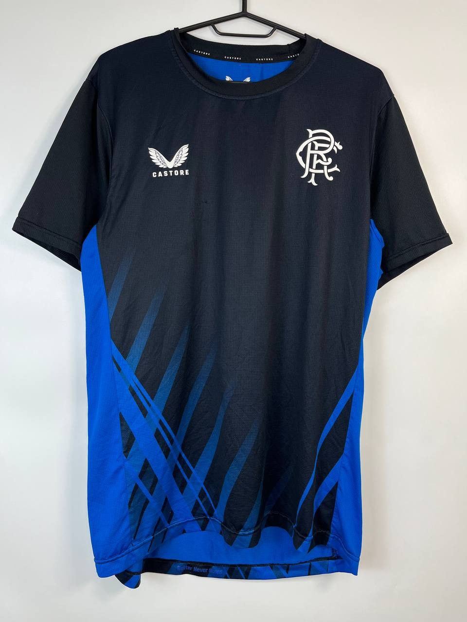 Castore RANGERS FC TRAINING SHIRT 2022 2023 CASTORE BLACK SIZE M Size US M / EU 48-50 / 2 - 1 Thumbnail