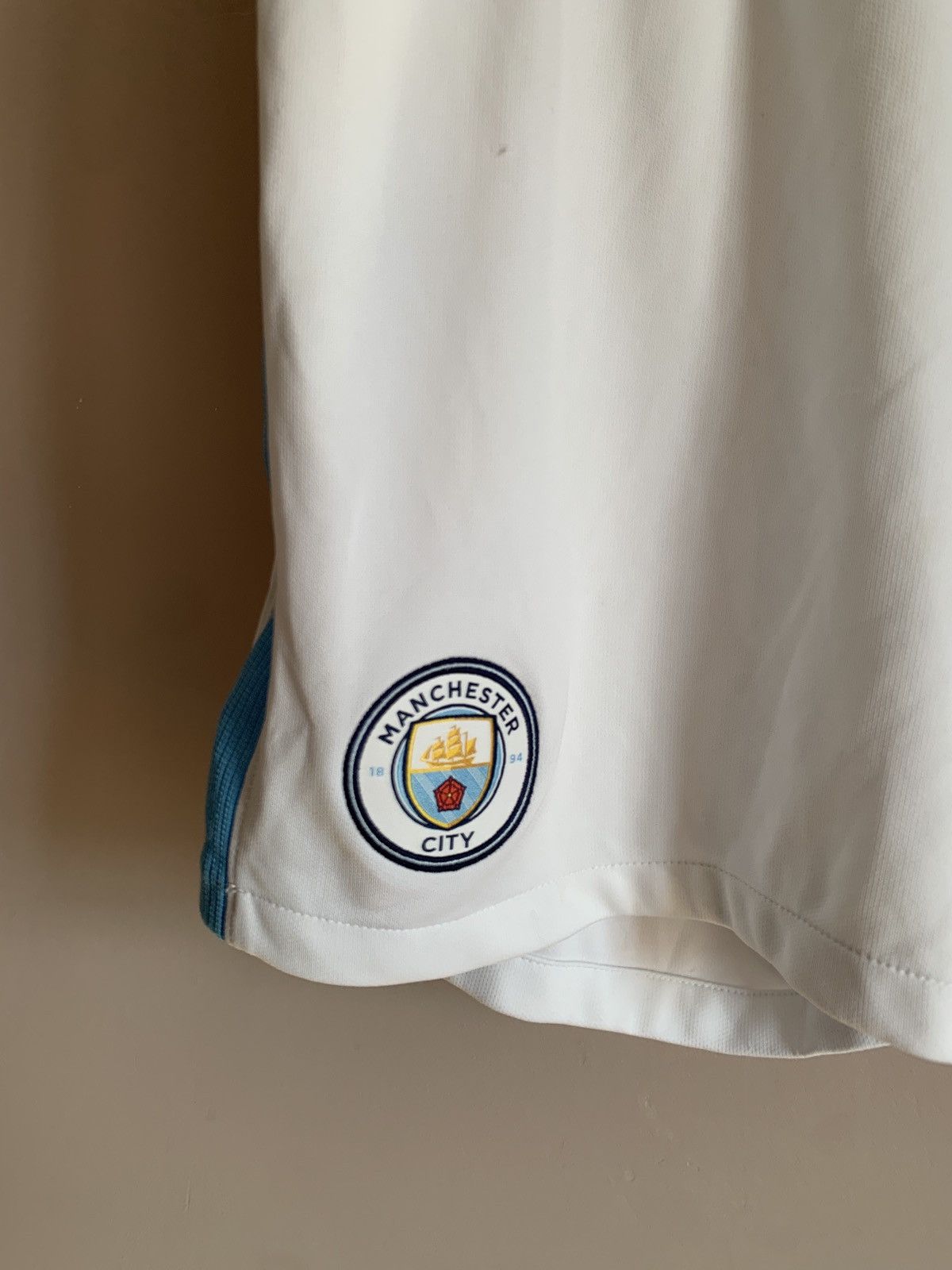Nike Manchester City home Nike soccer football shorts Size US 34 / EU 50 - 3 Thumbnail