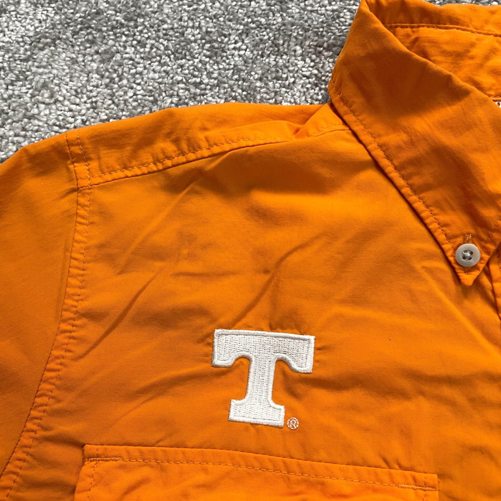 Logo 7 Columbia Shirt Womens Small Orange Nylon University Of Tennessee Logo Bahama PFG Size S / US 4 / IT 40 - 6 Thumbnail
