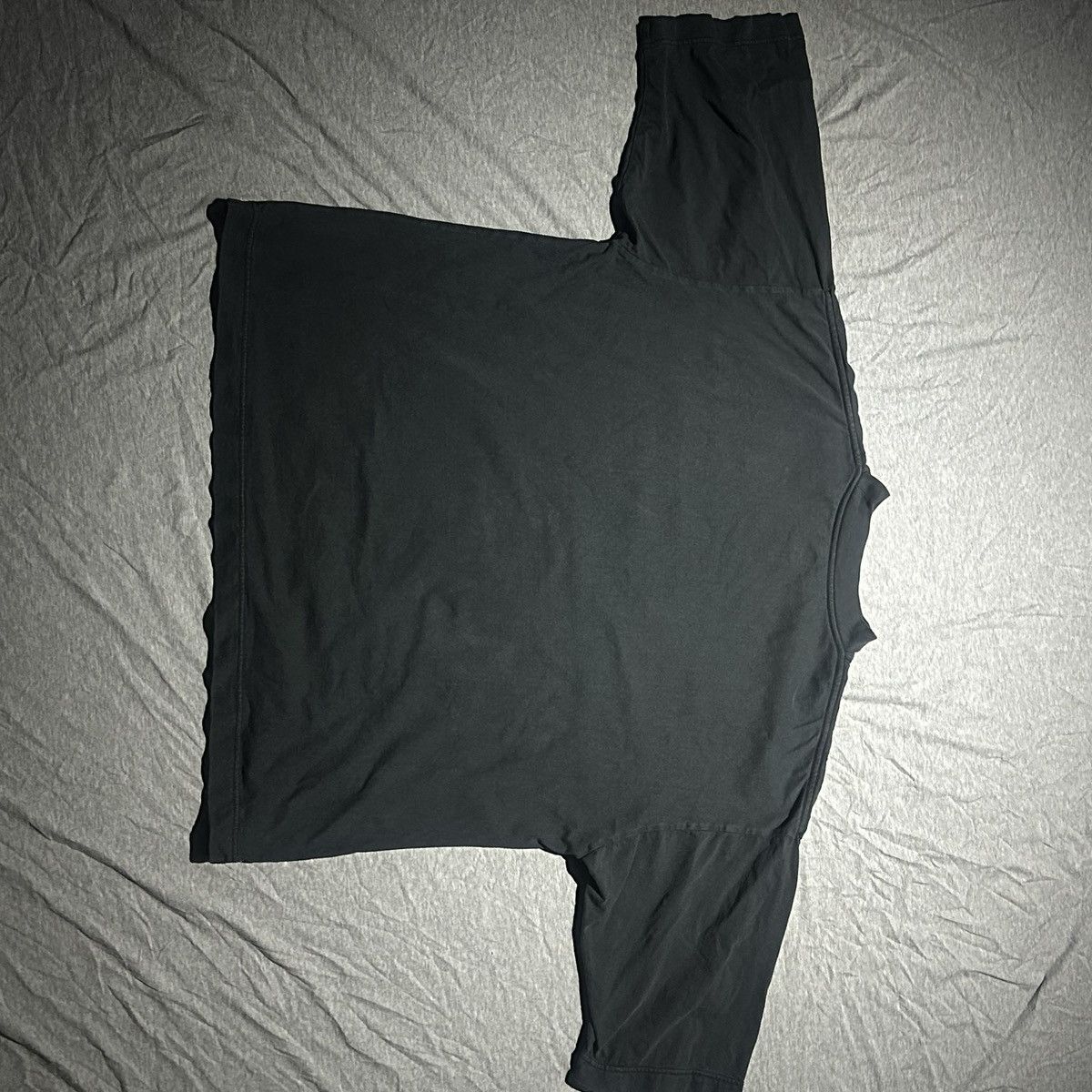 Balenciaga × Gap × Yeezy Yeezy Gap Engineered by Balenciaga Logo No Seam Tee Men’s Size US XS / EU 42 / 0 - 10 Thumbnail