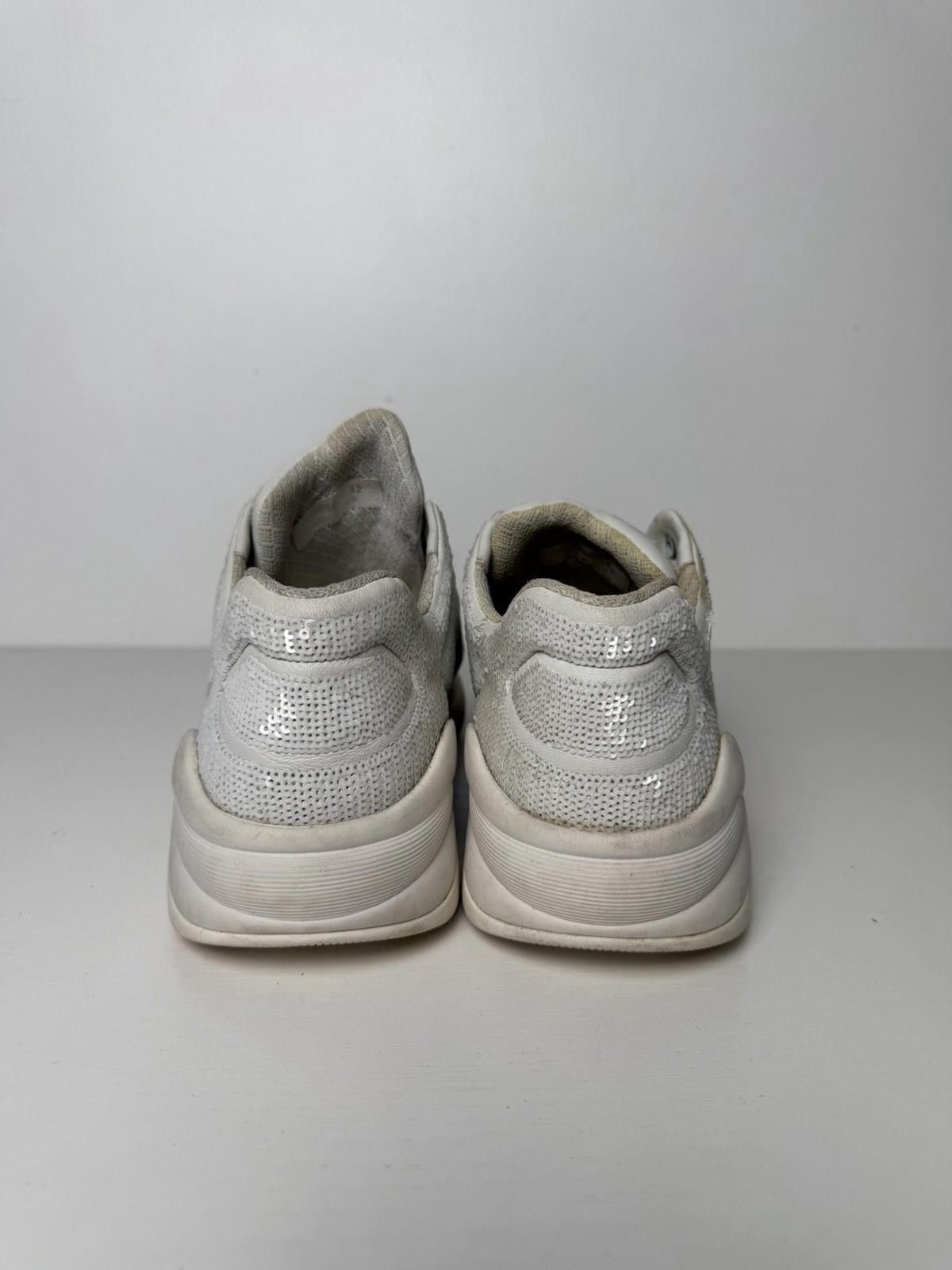 Chanel Chanel Sequin CC Sneakers White Silver Men’s 9 EU 42 Size US 9 / EU 42 - 4 Thumbnail