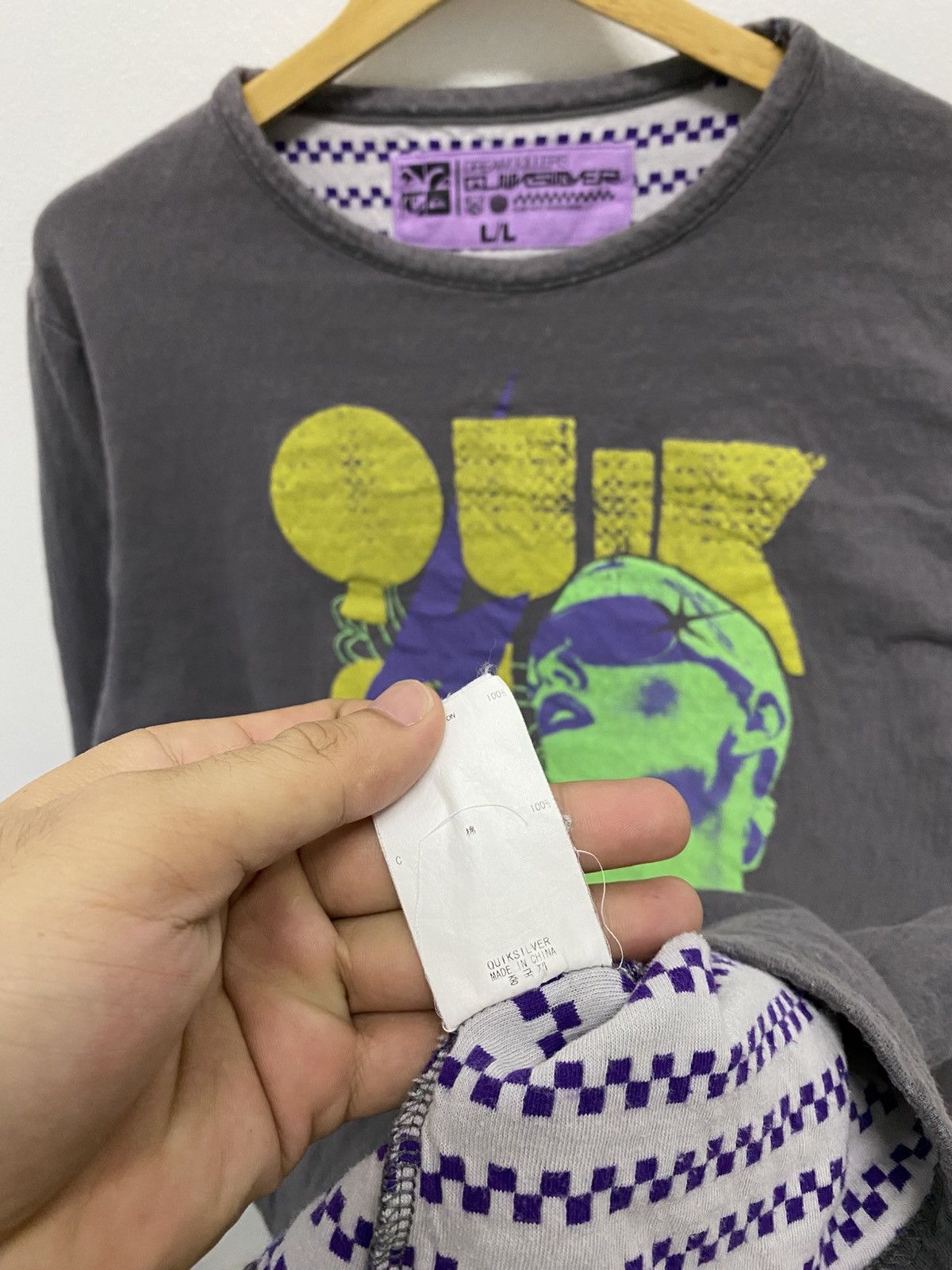 Quicksilver × Quiksilver × Vintage Vintage Quiksilver Cyberpunk Girl Sweatshirt Size US L / EU 52-54 / 3 - 6 Thumbnail