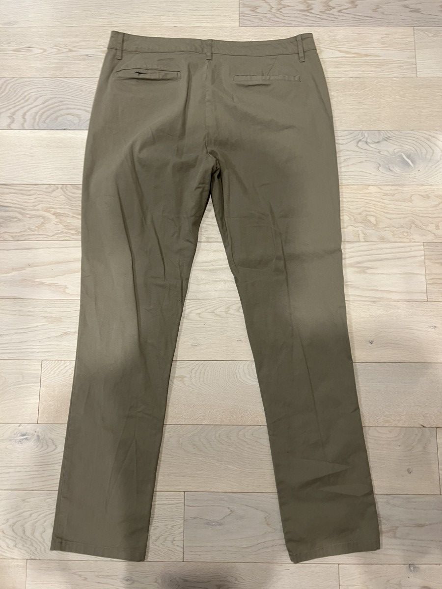 Asos ASOS DESIGN Men’s Khaki Chino Pants Sz 36x34 Slim Fit Size US 36 / EU 52 - 2 Thumbnail