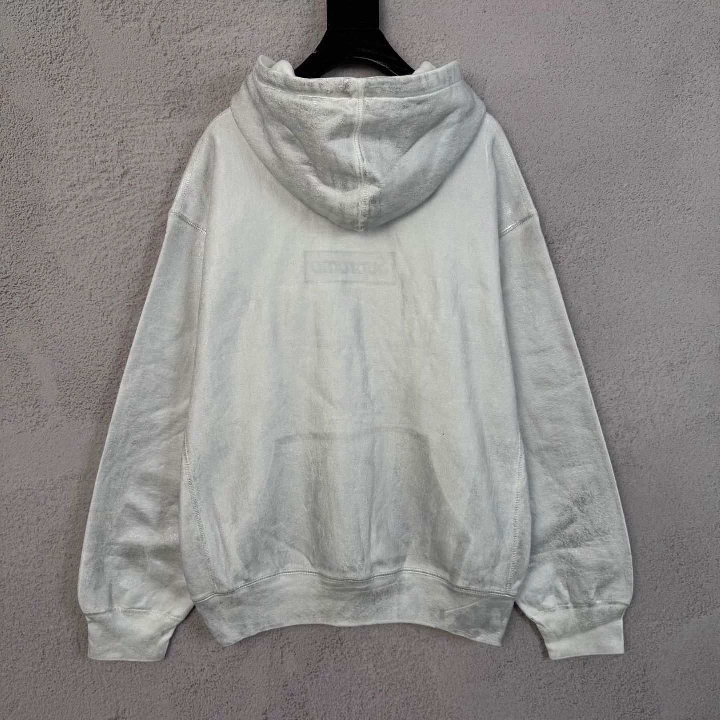 Supreme Supreme x MM6 Painted Box Logo L Sweatshirt Size US L / EU 52-54 / 3 - 2 Thumbnail
