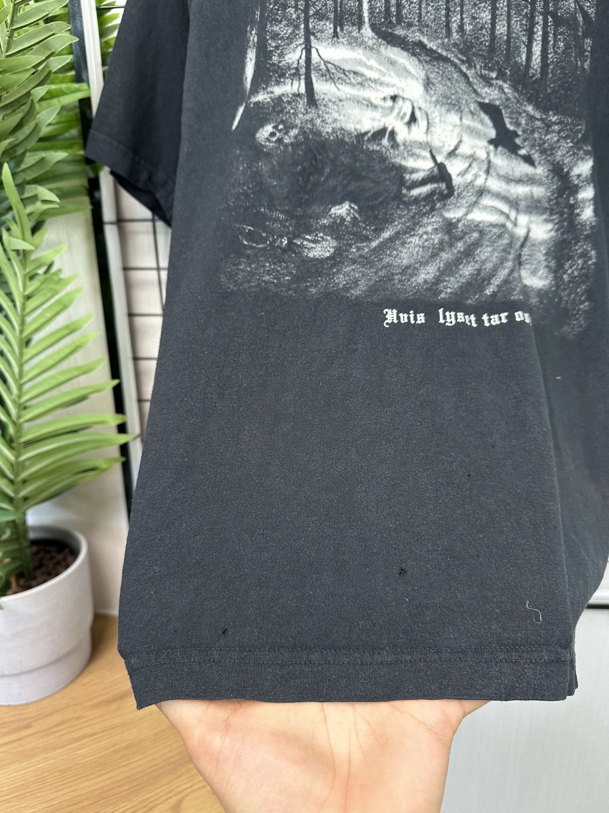 Band Tees × Vintage Vintage rare 90s Burzum Hvis lyset tar oss T-shirt Men L Size US L / EU 52-54 / 3 - 4 Thumbnail