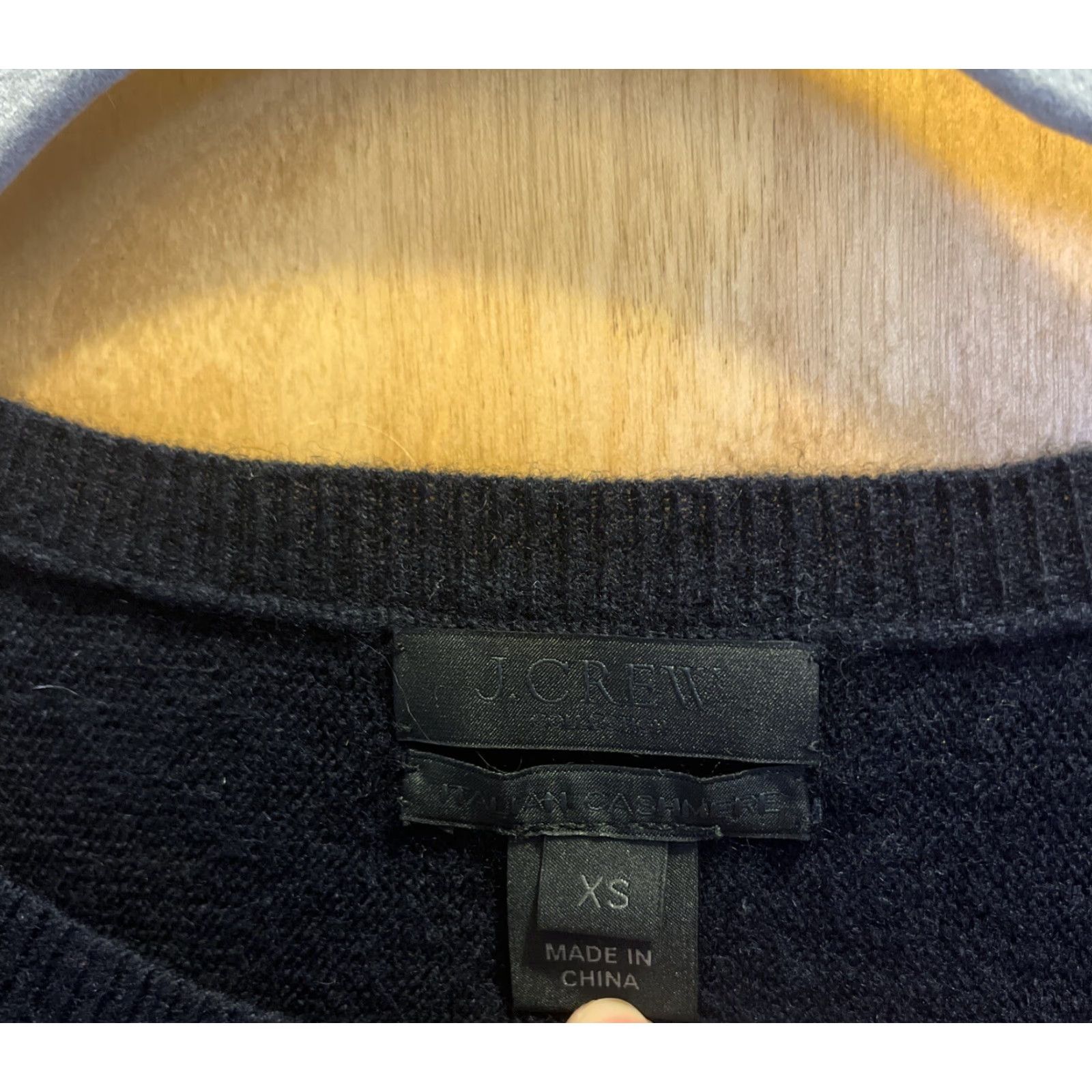 J.Crew VINTAGE J.CREW Women’s Sweater Crew Neck XS Blue Cashmere All Seasons Size XS / US 0-2 / IT 36-38 - 3 Thumbnail