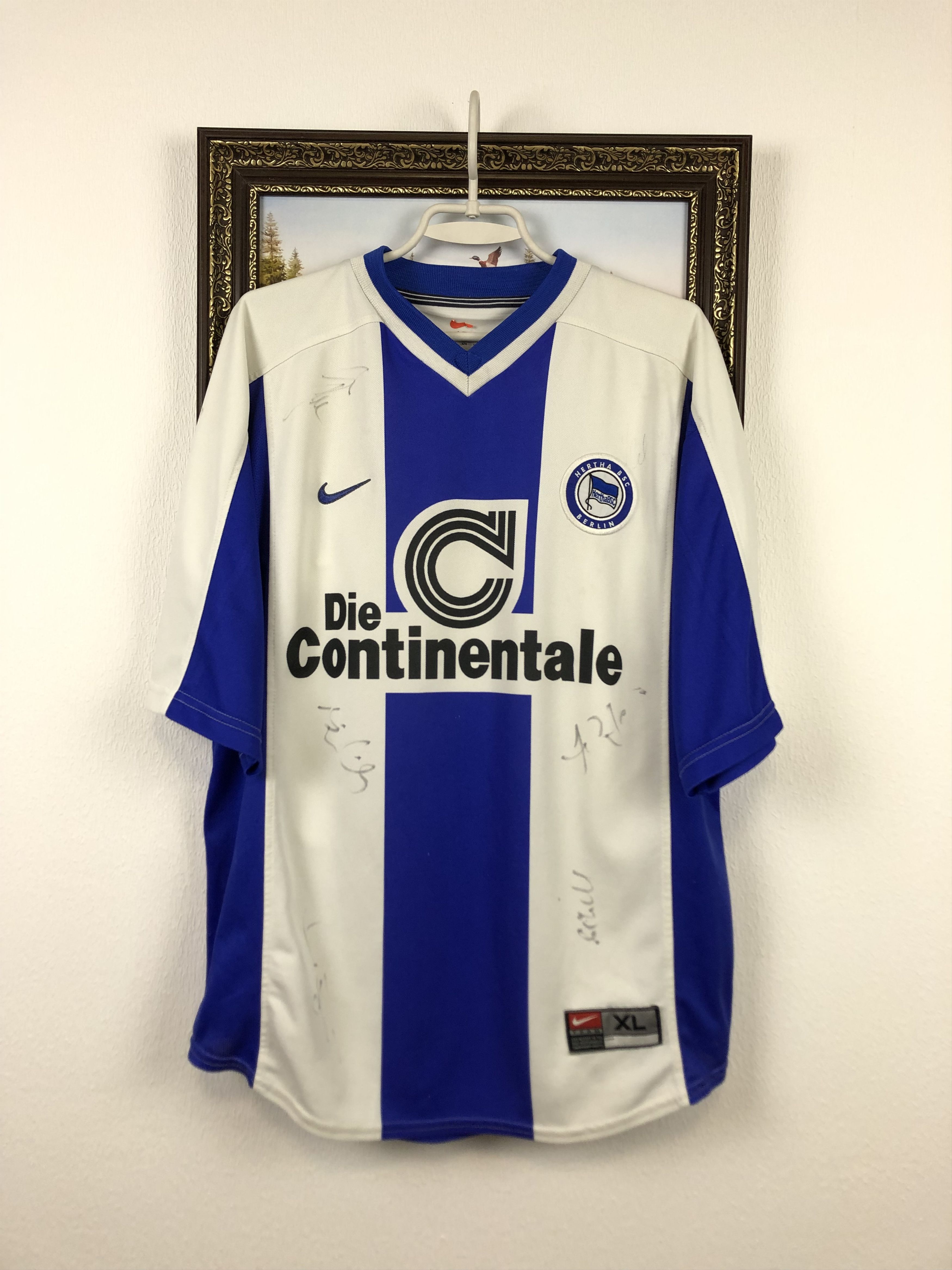 Nike Hertha football shirt 1999 Nike #6 Sverrisson Jersey Signed Size US XL / EU 56 / 4 - 3 Thumbnail