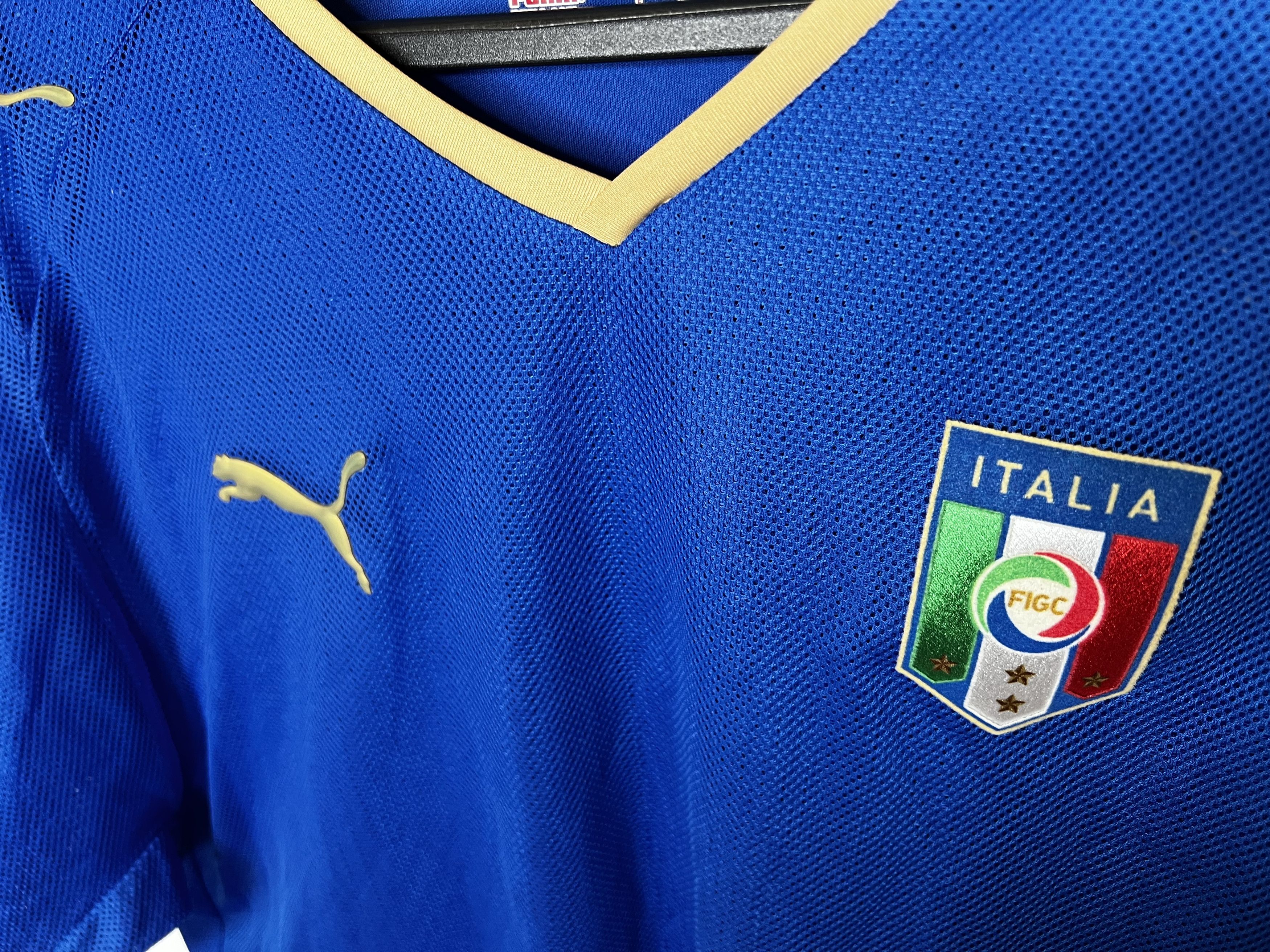 Puma ITALY TEAM 2007 2009 HOME FOOTBALL SHIRT SOCCER JERSEY Size US L / EU 52-54 / 3 - 4 Thumbnail