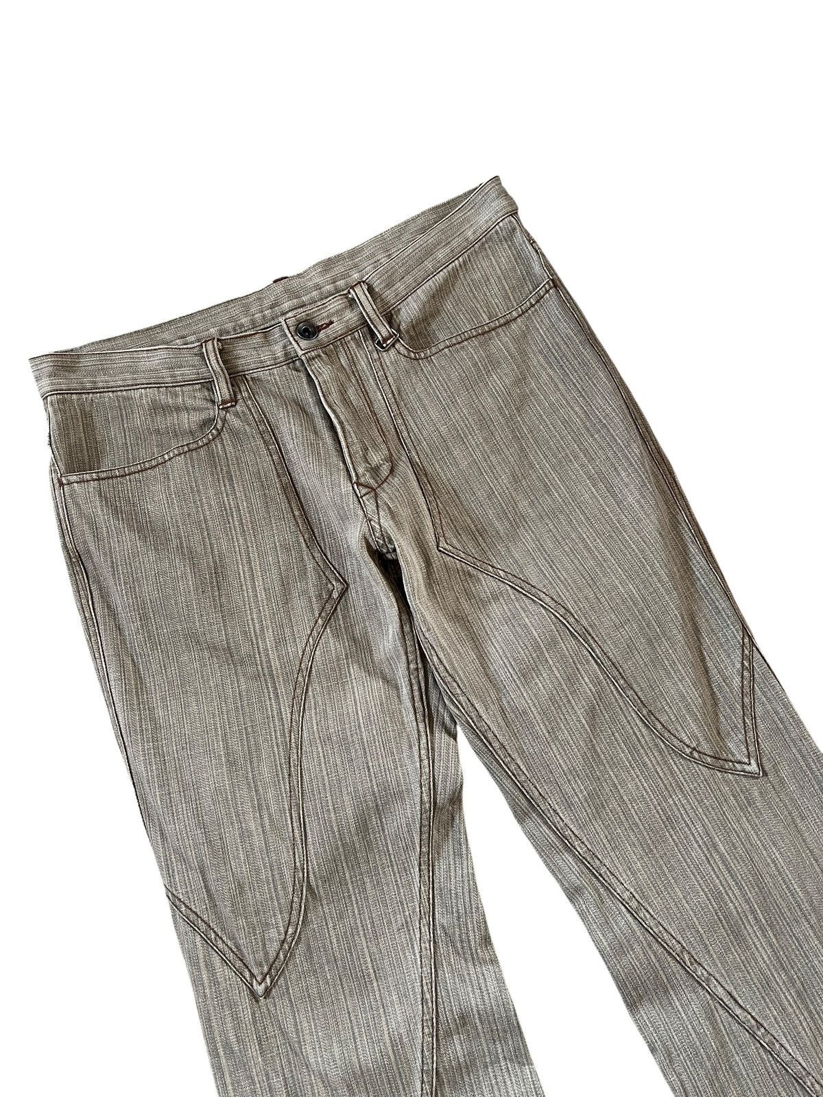 Nicole Club 2000s Nicole Club For Men Paneled Asymmetric Flare Jeans Size US 33 - 6 Thumbnail