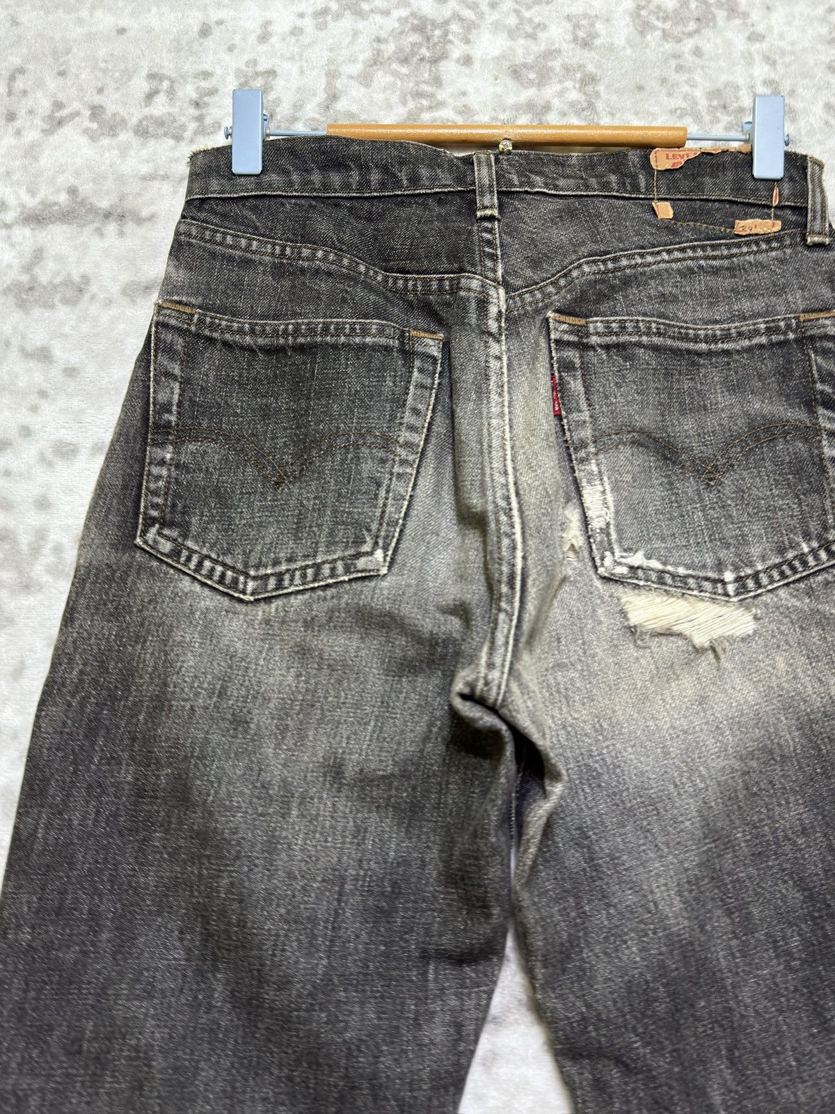 Levi's Vintage Levi’s 603 Acid Wash Distressed Tapered Leg Jeans Size US 28 / EU 44 - 13 Thumbnail