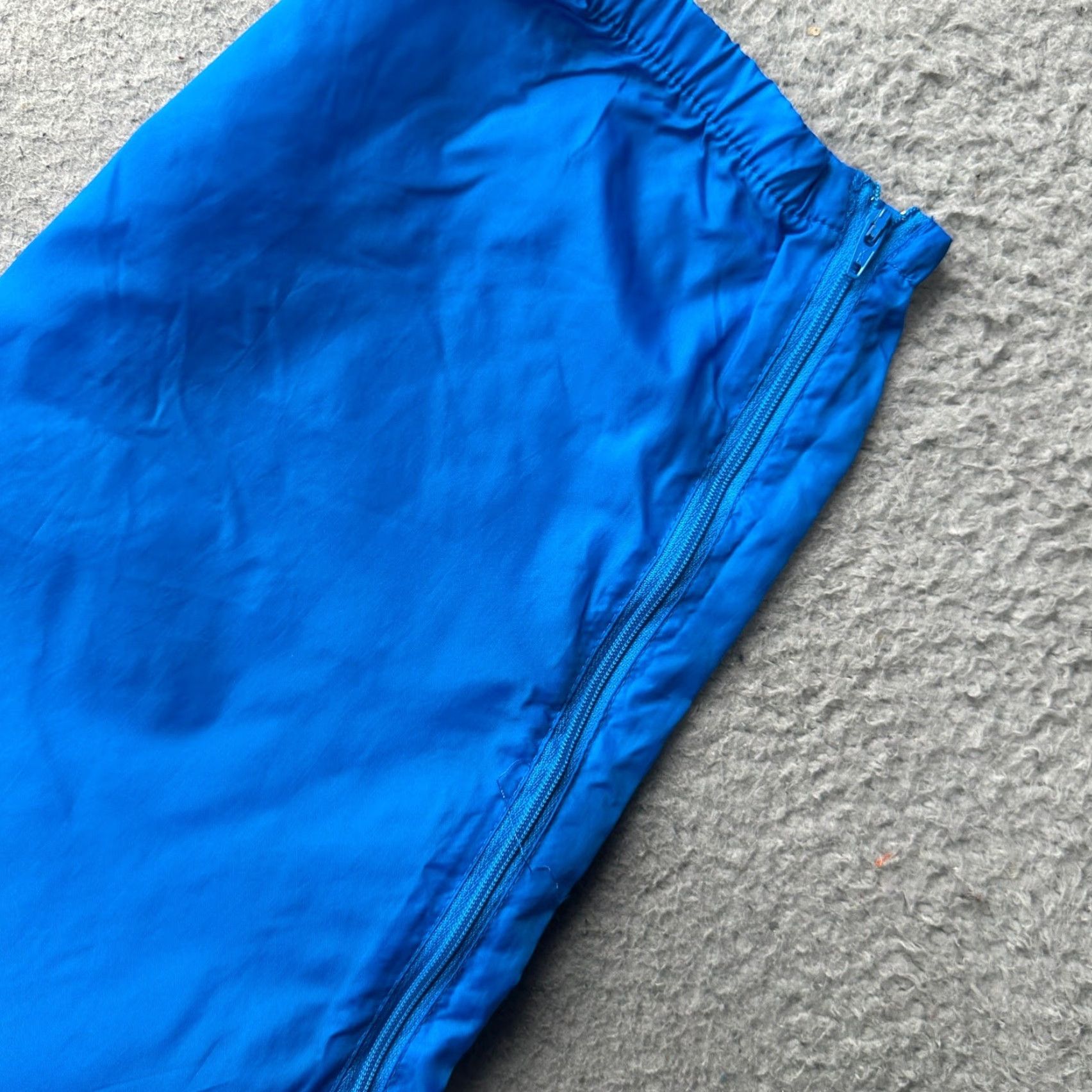 Nike VINTAGE Nike Windbreaker Nylon Pants Drawstring Blue Mens Large 90s Logo Lip? Size US 33 - 7 Thumbnail