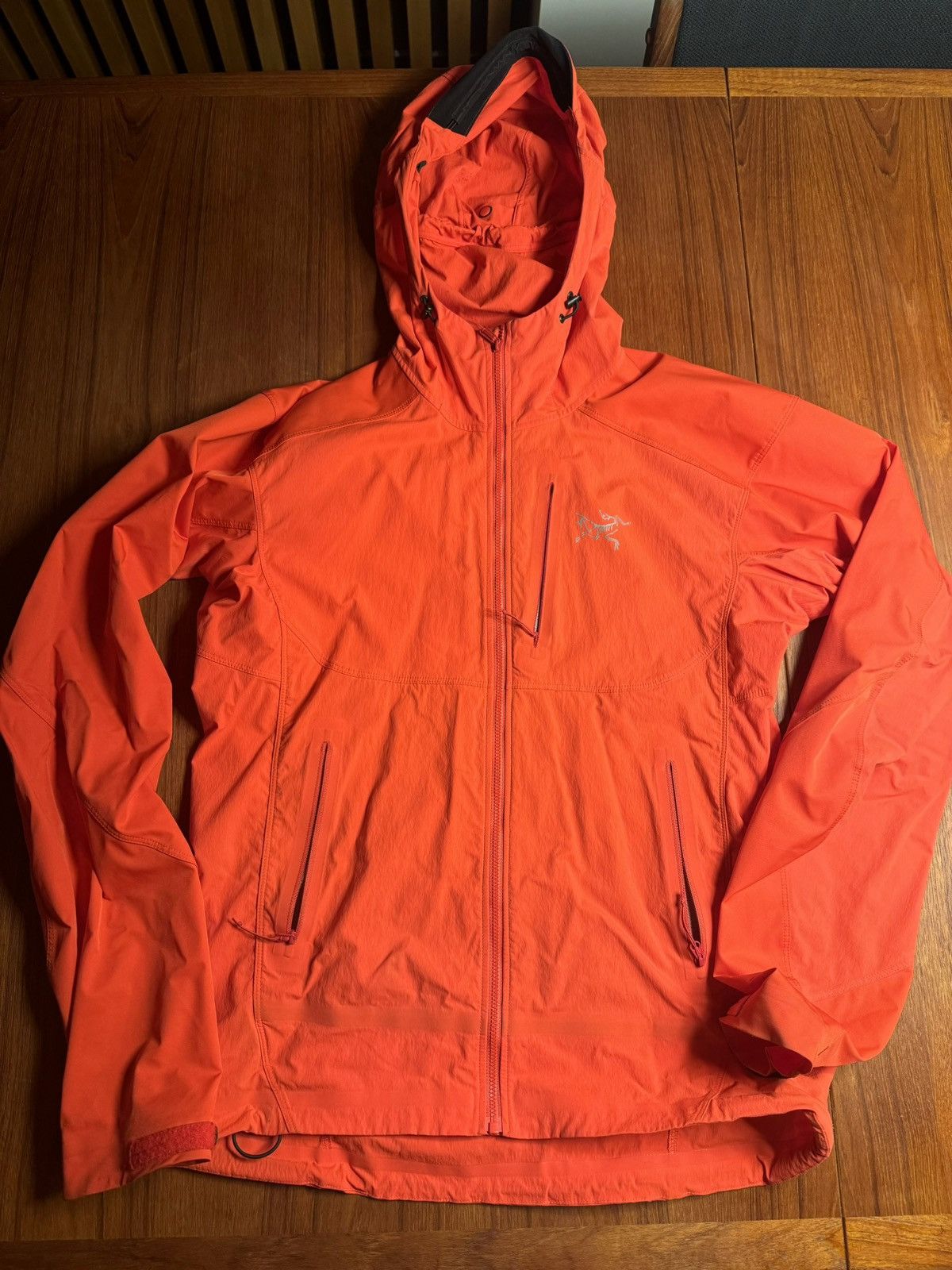 Image of Arcteryx Arc’Teryx Light Softshell in Bright Red, Men's (Size Small)