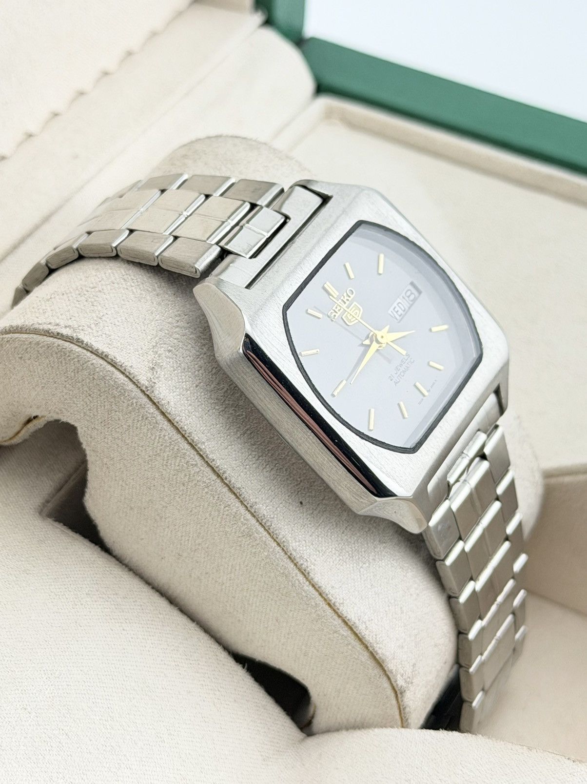 Seiko Seiko 5 Vintage Watch Automatic Gray Dial Size 36 - 3 Thumbnail
