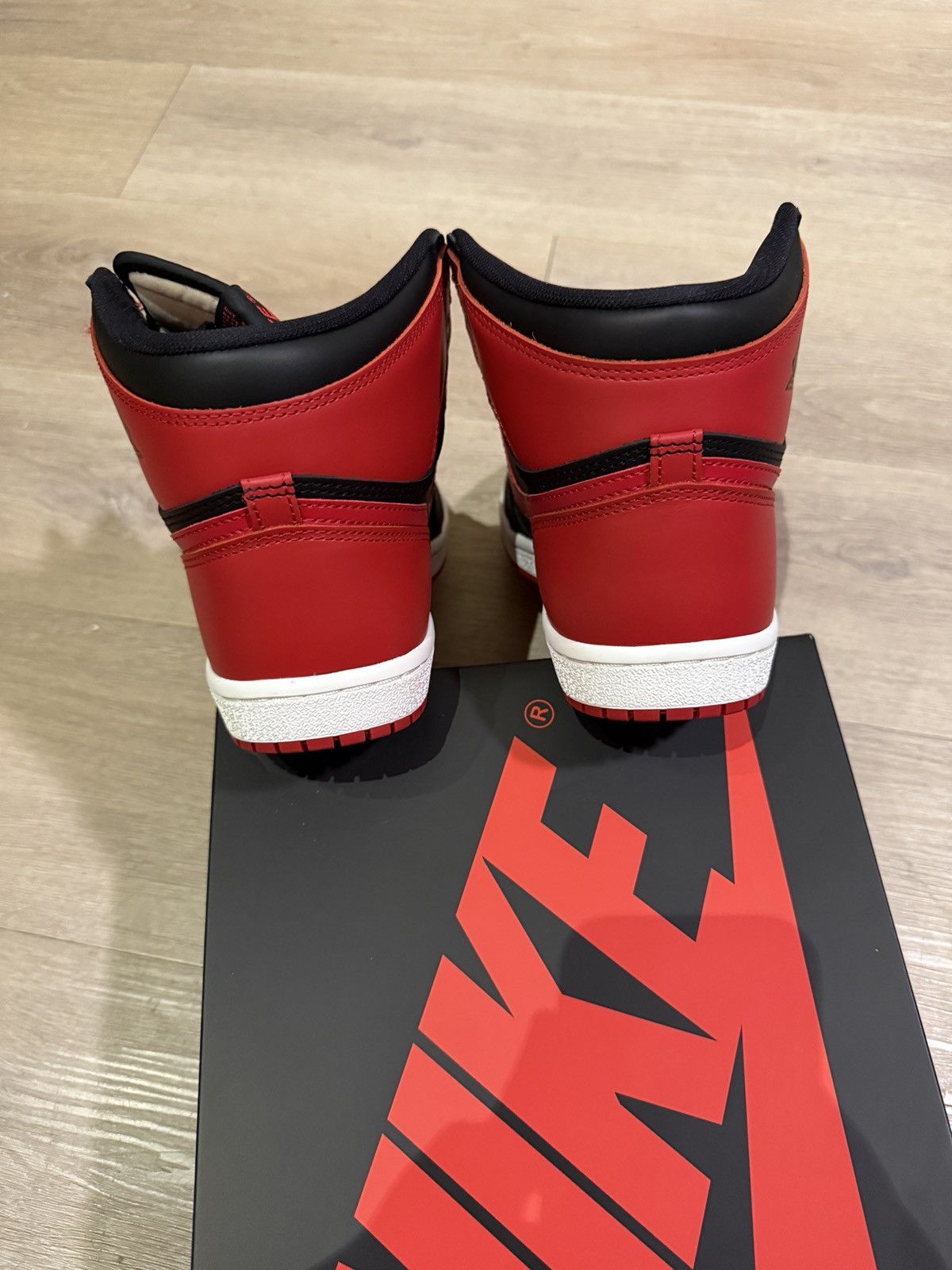 Jordan Brand × Nike Air Jordan 1 High Bred Banned 2025 Size US 10 / EU 43 - 12 Thumbnail