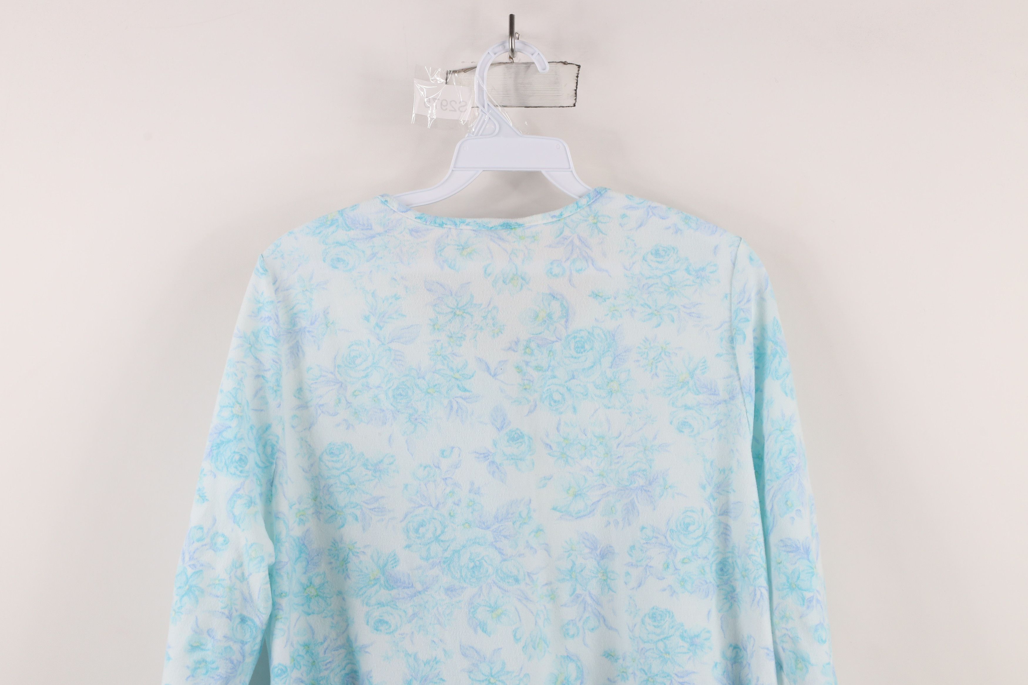 Vintage Vintage 90s Streetwear Lace Flower Fleece Night Gown USA Size L / US 10 / IT 46 - 13 Thumbnail