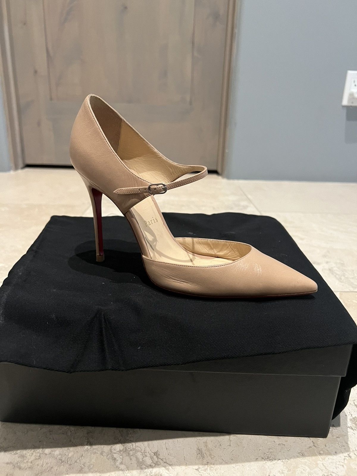 Christian Louboutin Red bottom heels beige Size US 7.5 / IT 37.5 - 2 Thumbnail