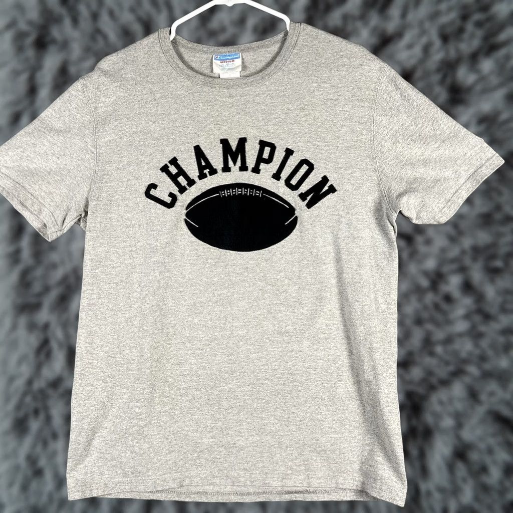 Champion VINTAGE Champion Football T-Shirt Gray Adult Medium Boys? (Note: This line is wrong) Size US M / EU 48-50 / 2 - 1 Thumbnail