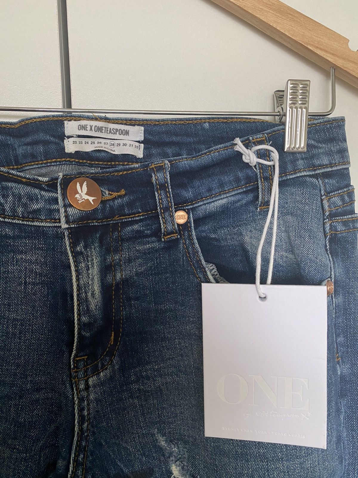One Teaspoon ONE X ONETEASPOON JEANS SIZE 28 (6) ‘HOODLUMS’ $80 Size 28" / US 6 / IT 42 - 2 Thumbnail