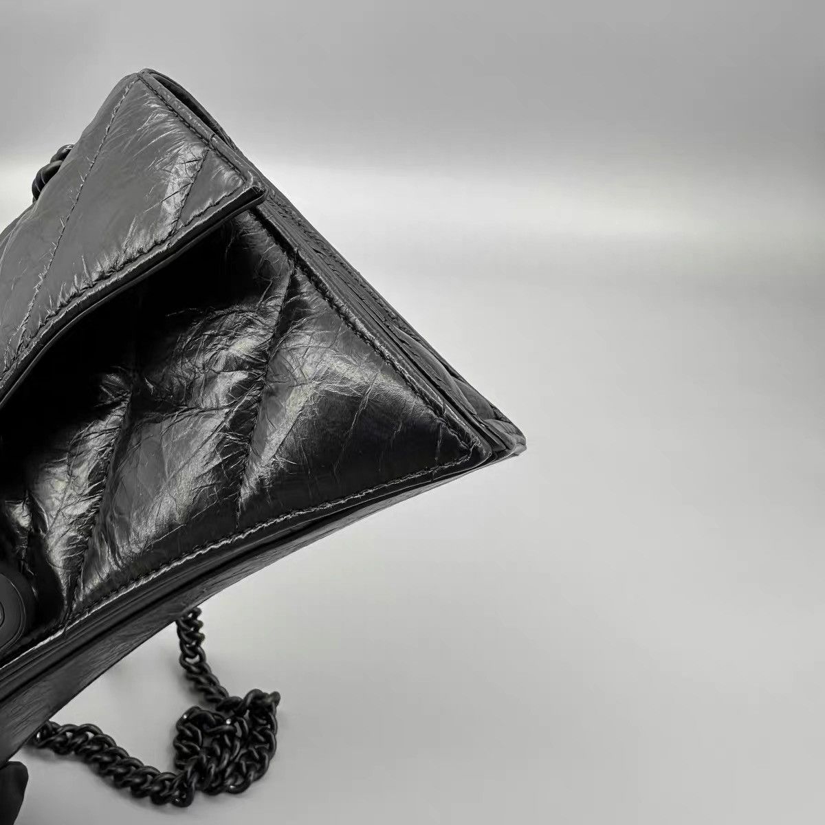 Balenciaga Balenciaga Medium Quilted Crush Bag Size ONE SIZE - 8 Thumbnail