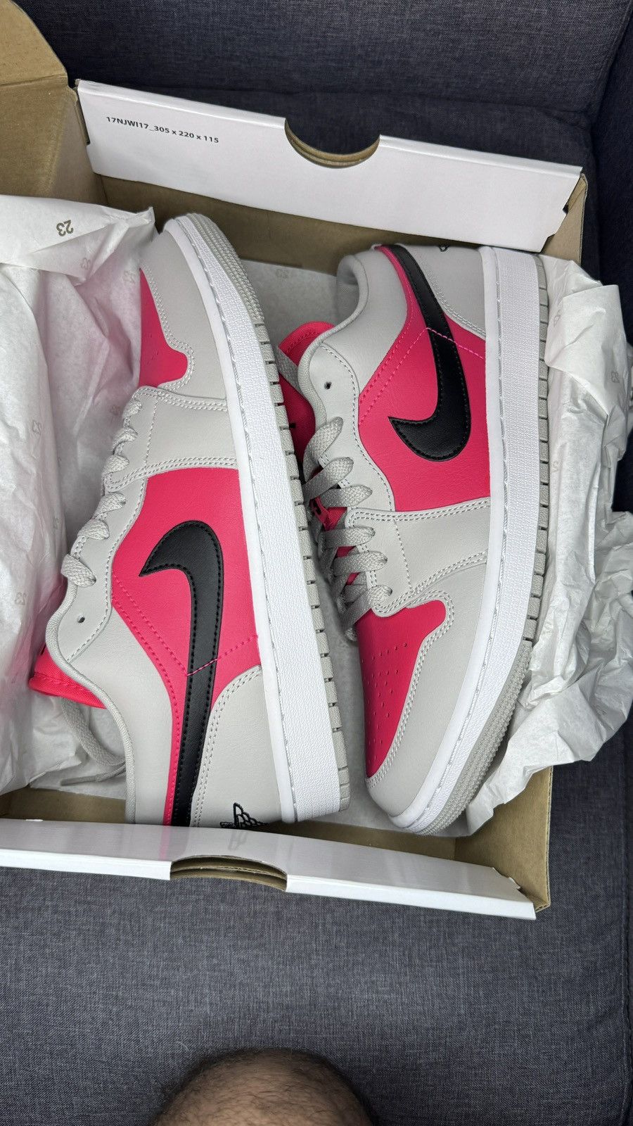 Jordan Brand WMNS AIR JORDAN 1 LOW Size US 9 / EU 42 - 9 Thumbnail