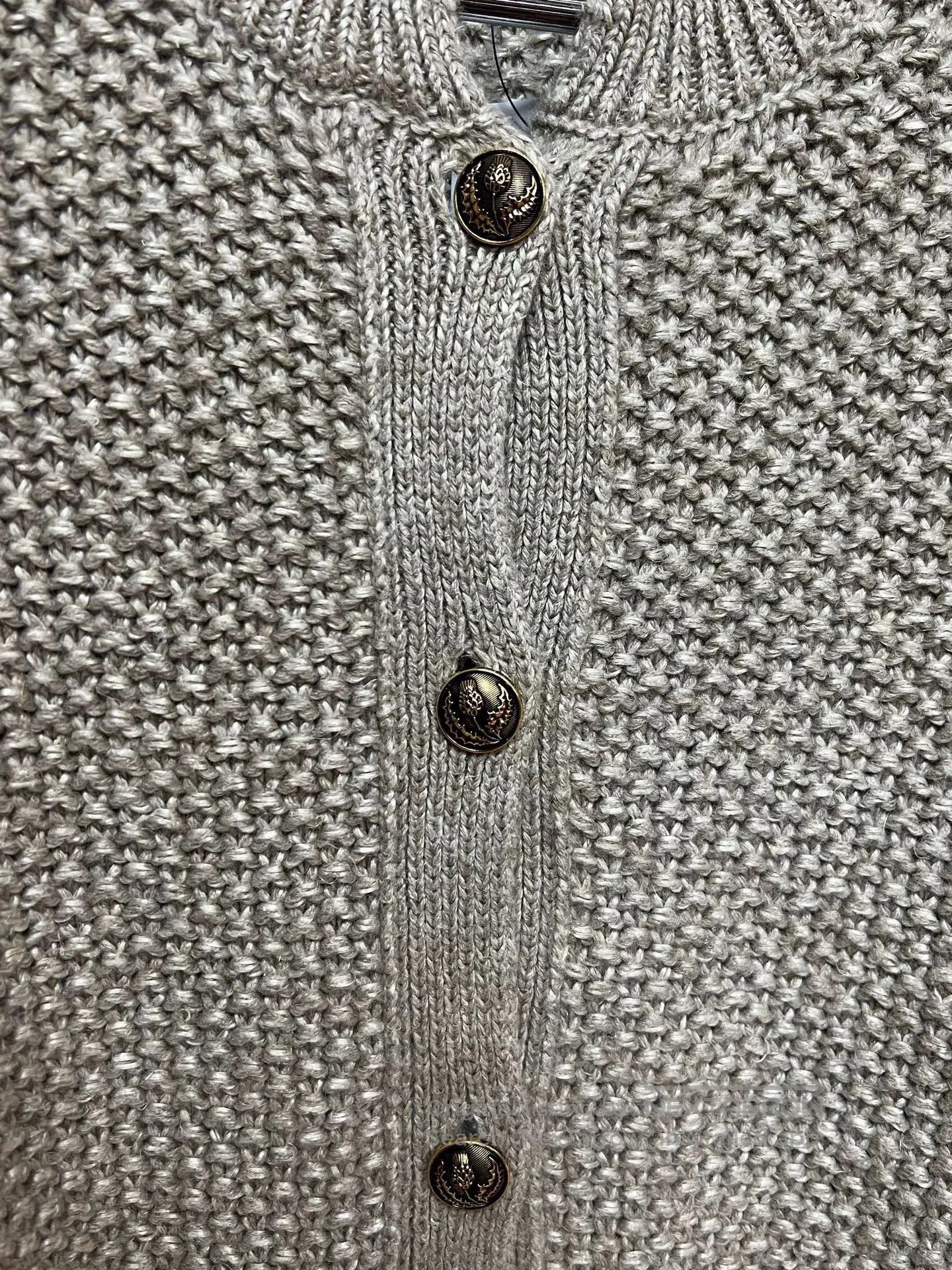 Loro Piana luxurious cashmere cardigan from Loro Piana. Size M / US 6-8 / IT 42-44 - 3 Thumbnail