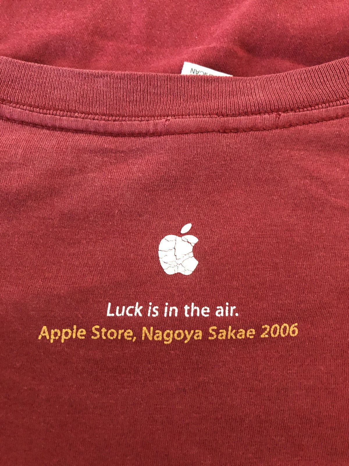 Apple Apple Nagoya Sakae 2006 T-Shirt Size US XL / EU 56 / 4 - 6 Thumbnail