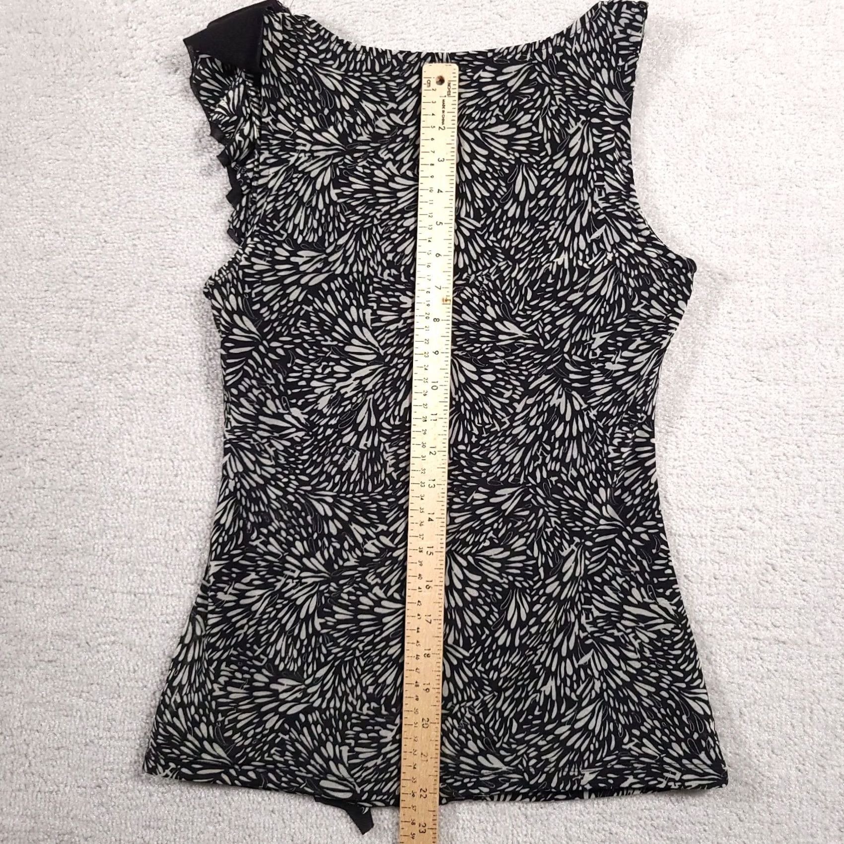 Vintage ELLE Dress Womens XS Gray Dressy Work Tank Blouse Ruffle Women Black Geometric Print Lined Size XS / US 0-2 / IT 36-38 - 6 Thumbnail
