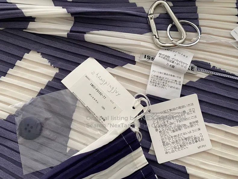 Issey Miyake Issey Miyake Oracle Bone Script Cardigan Blue White Color Size M / US 6-8 / IT 42-44 - 3 Thumbnail