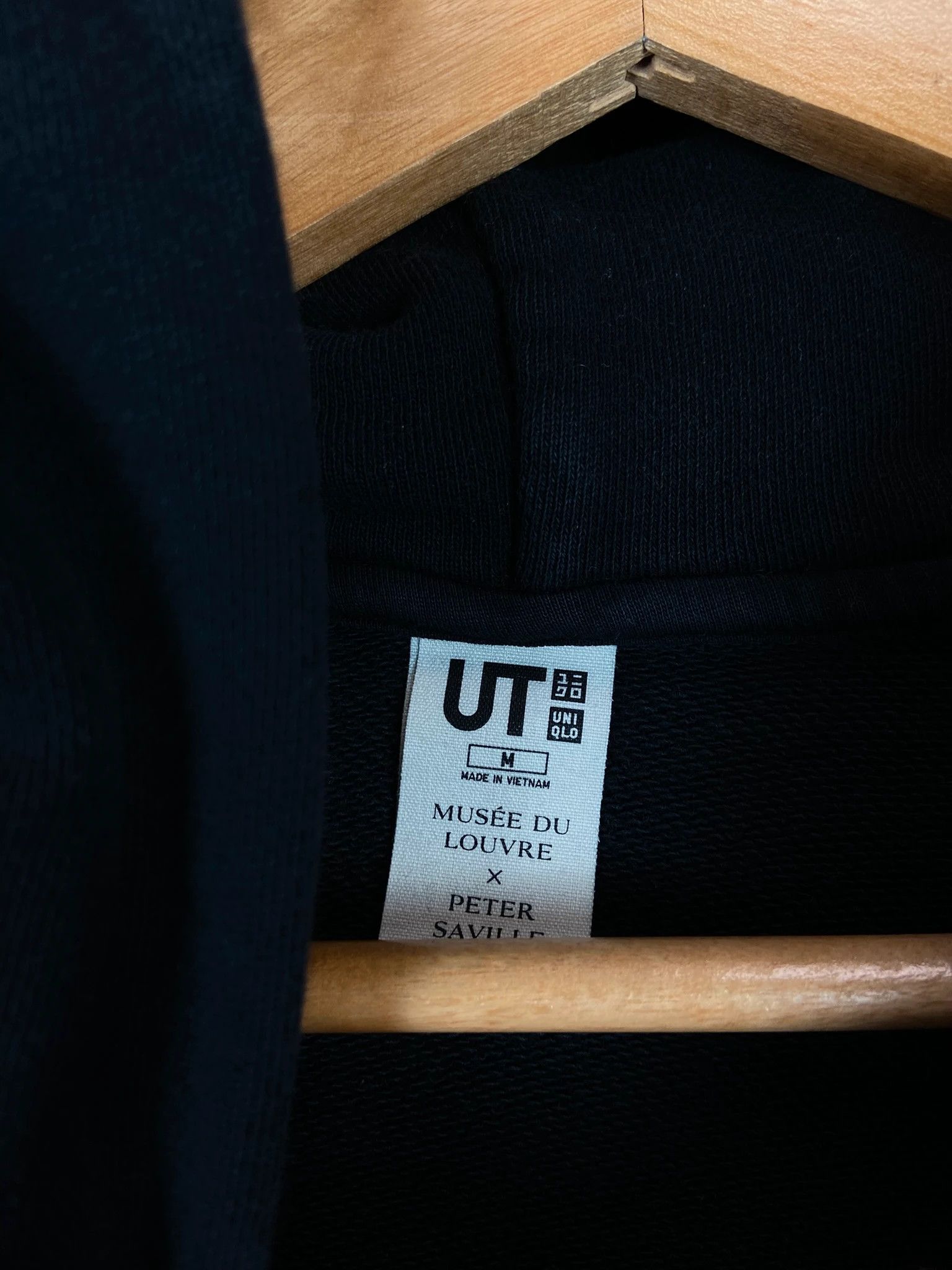 Uniqlo Hoodie Uniqlo MA399 black graphic print archive M Size US M / EU 48-50 / 2 - 3 Thumbnail