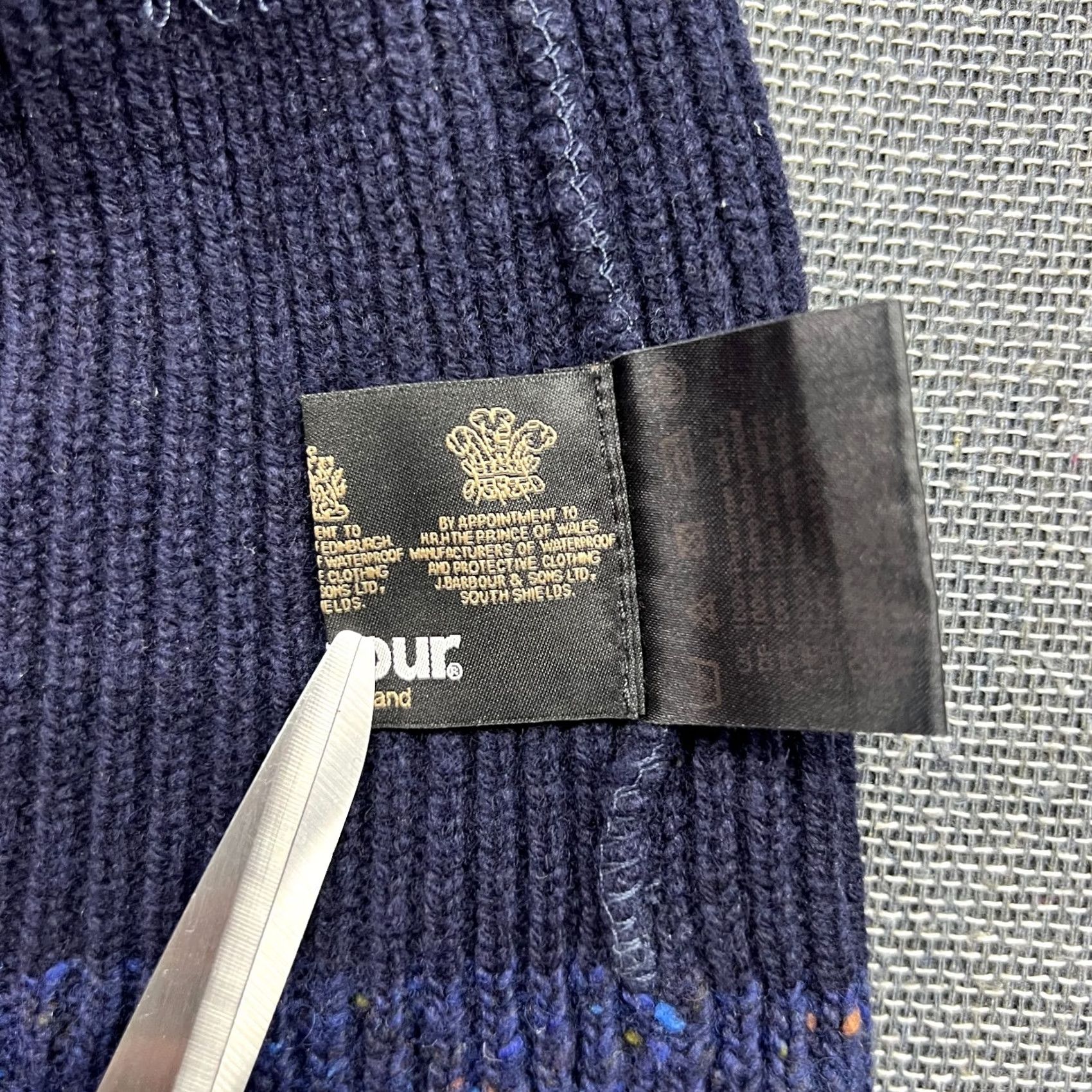 Barbour Barbour Beanie Hat One Size OS 100% Pure New Wool Cuffed Ribbon Navy Blue Unisex Adults Mens Womens Knit Thermal Lined Size ONE SIZE - 7 Thumbnail