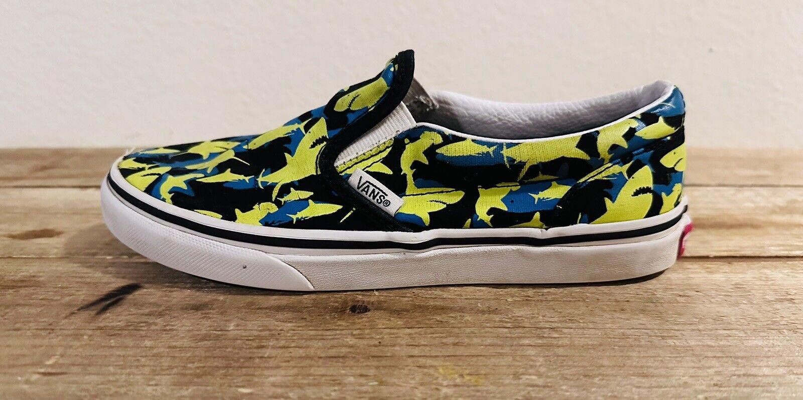Vans VANS Classic Slip-On 'Sharks' SK8 Shoe- Youth Size 3.0 Size US 5 / EU 37 - 1 Thumbnail