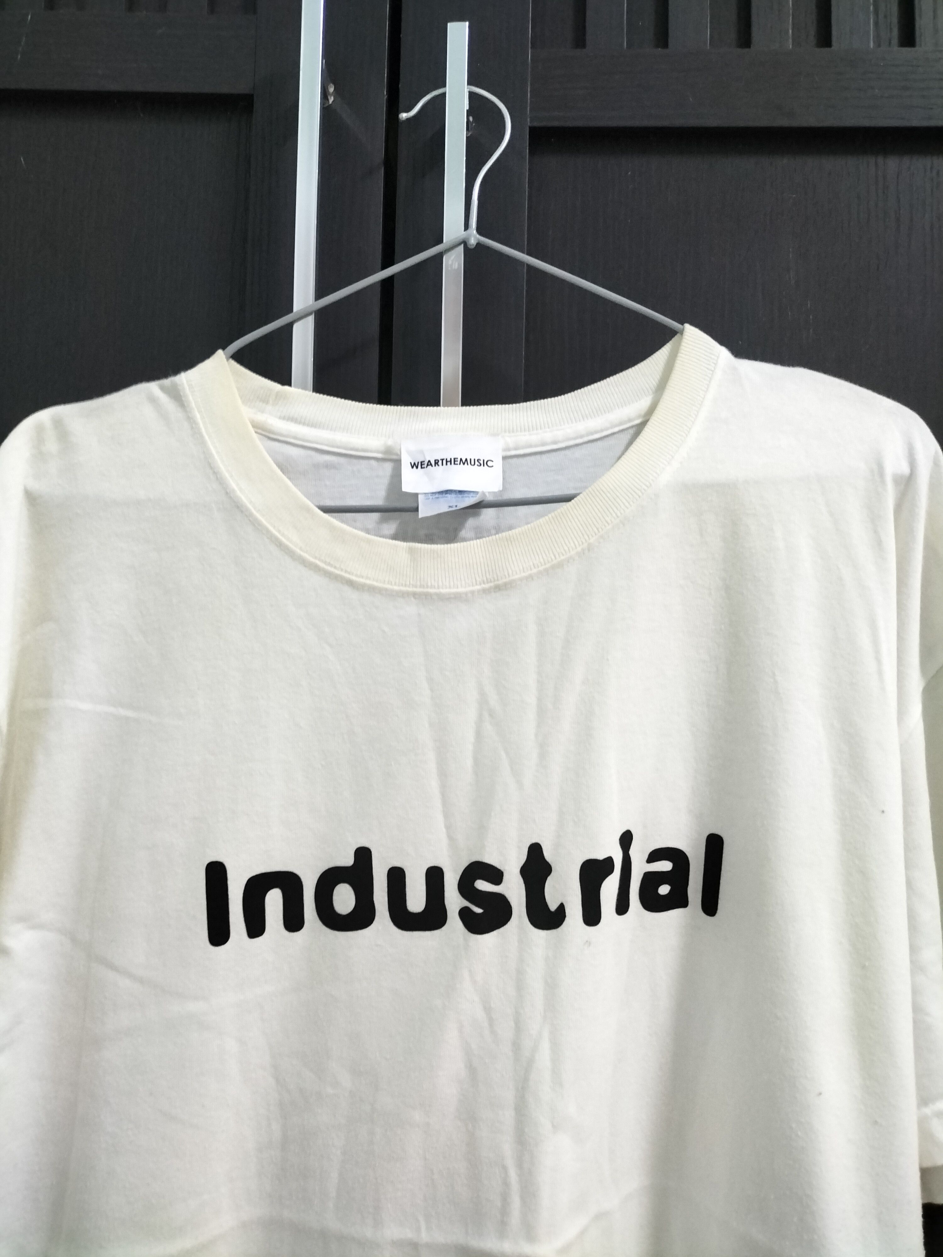 Band Tees Tower Records Wear The Music INDUSTRIAL skate streetwear Size US XL / EU 56 / 4 - 1 Thumbnail