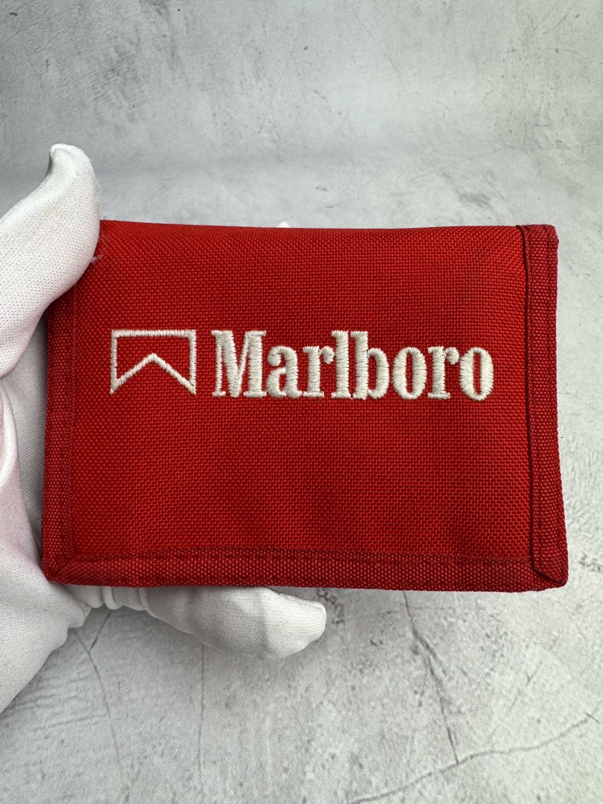 Marlboro × Vintage 90s Marlboro Red Wallet Vintage Size ONE SIZE - 9 Thumbnail