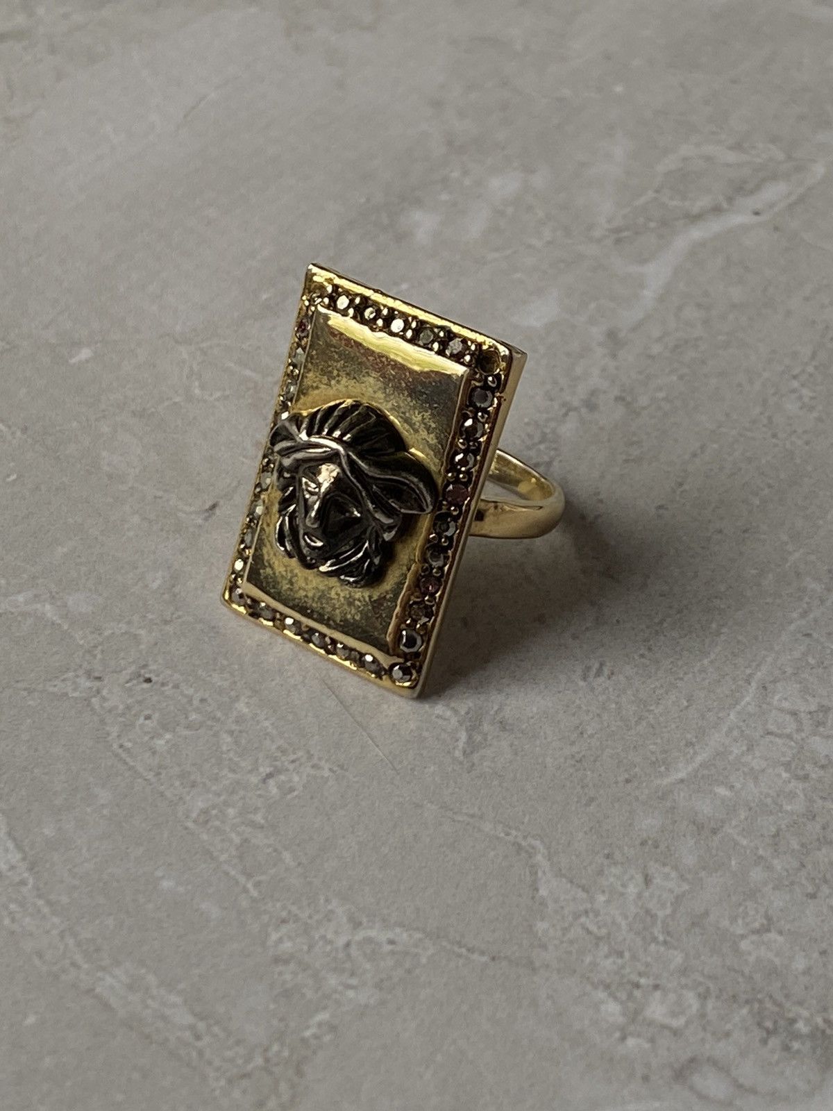 Jewelry Luxury Gold Medusa Ring with Gemstones - Unique Style Size ONE SIZE - 2 Thumbnail