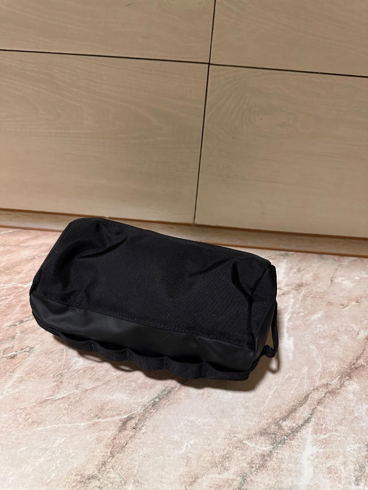 The North Face THE NORTH FACE TRAVEL CANISTER UNISEX WASH BAG Size ONE SIZE - 5 Thumbnail