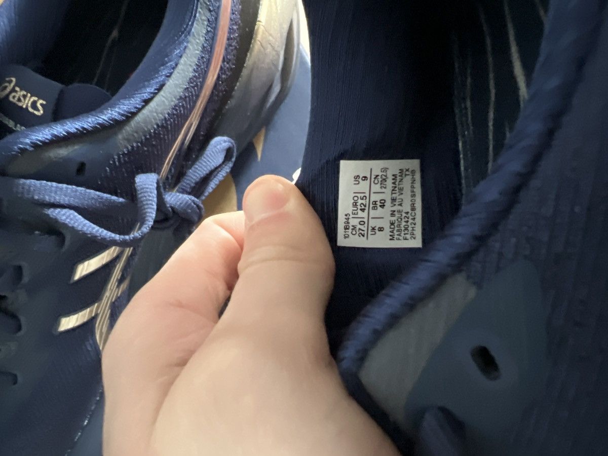 Asics Novela Blast 4 Platinum Size US 9 / EU 42 - 6 Thumbnail