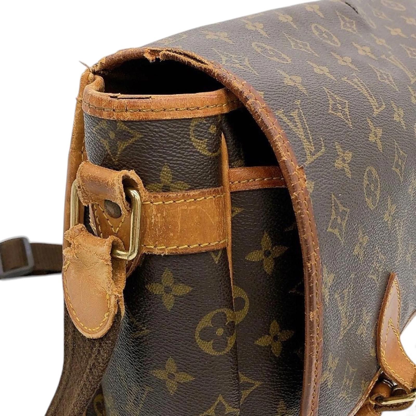 Louis Vuitton Louis Vuitton - Monogram Canvas Men's Shoulder Bag Size ONE SIZE - 8 Thumbnail