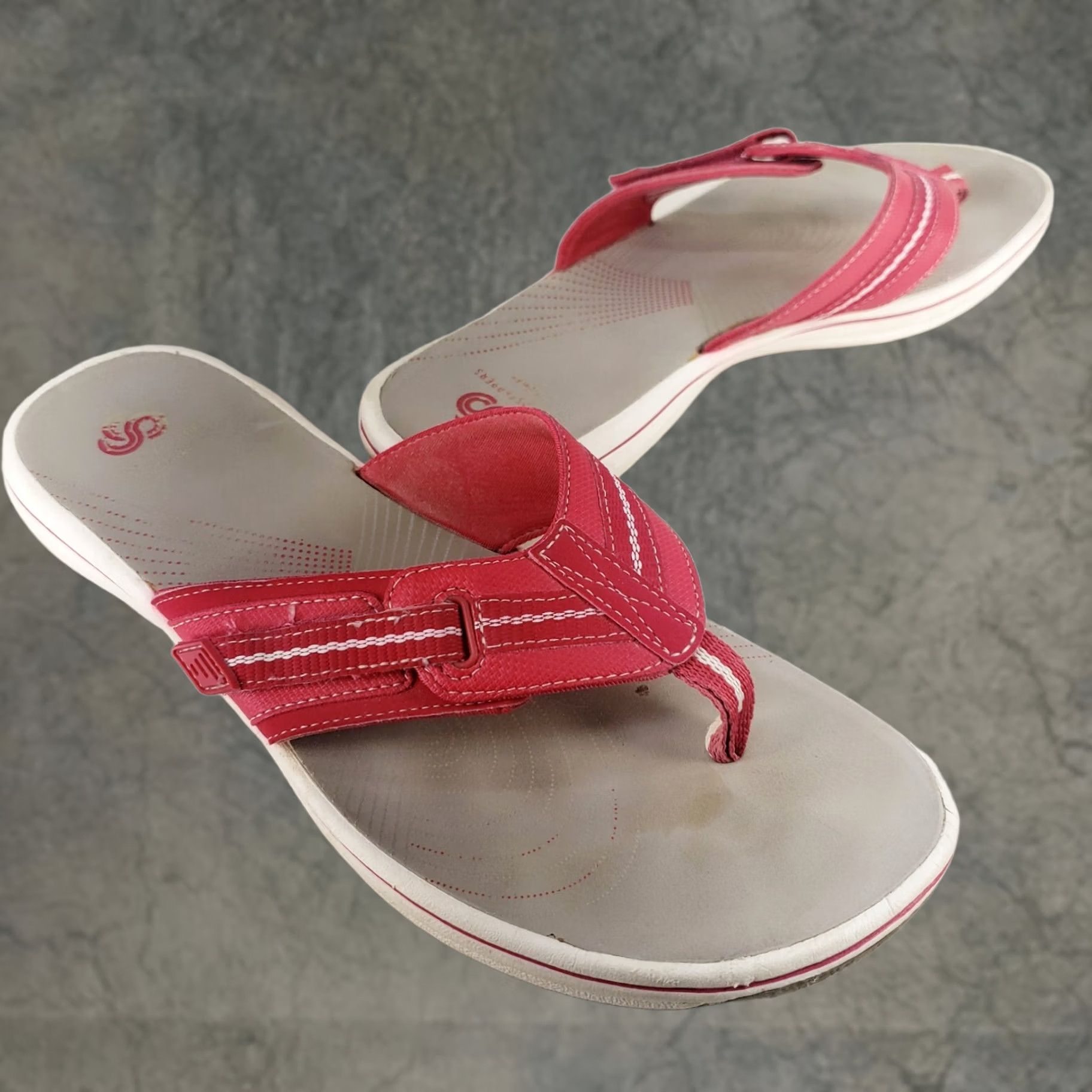 Clarks Clarks Cloudsteppers Sandals Womens 9M Red Thong Flip Flop Slip On Sea Breeze Bohemian Outdoor Casual Travel Womens Size US 9 / IT 39 - 1 Thumbnail