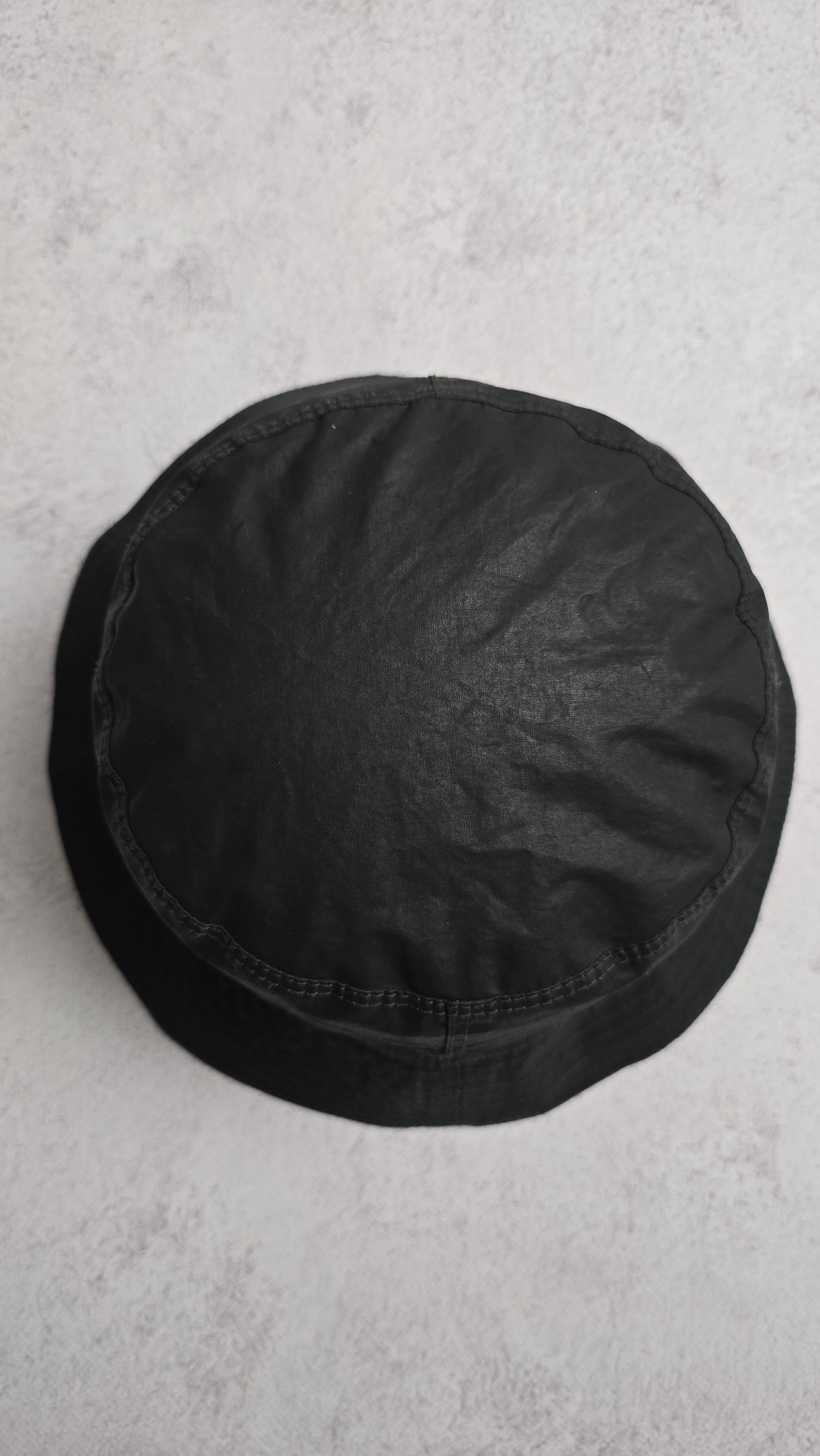 Burberry Burberry Logo Raincap Black Bucket Hat Nova Check Lining Size ONE SIZE - 4 Thumbnail