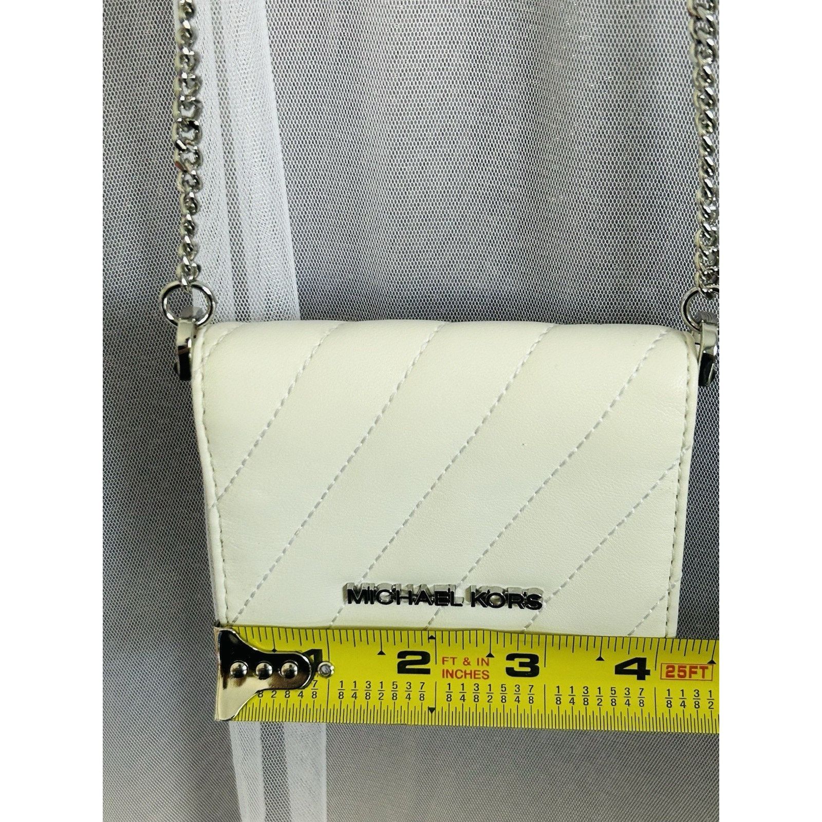 Michael Kors New Michael Kors Mini Purse White Leather Quilted Crossbody Size ONE SIZE - 19 Thumbnail