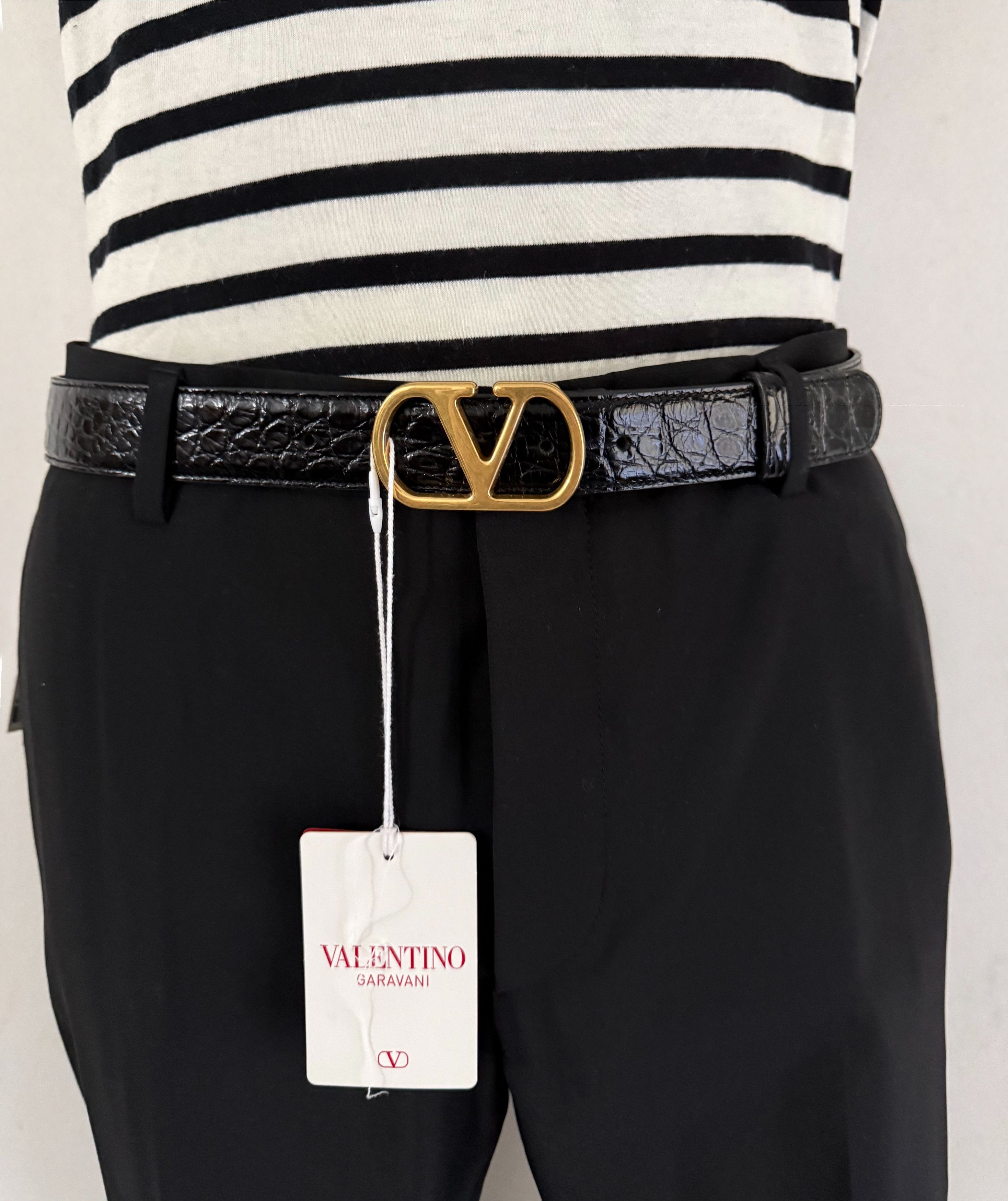 Valentino Crocodile Leather Valentino V-Logo Size 32 - 1 Thumbnail