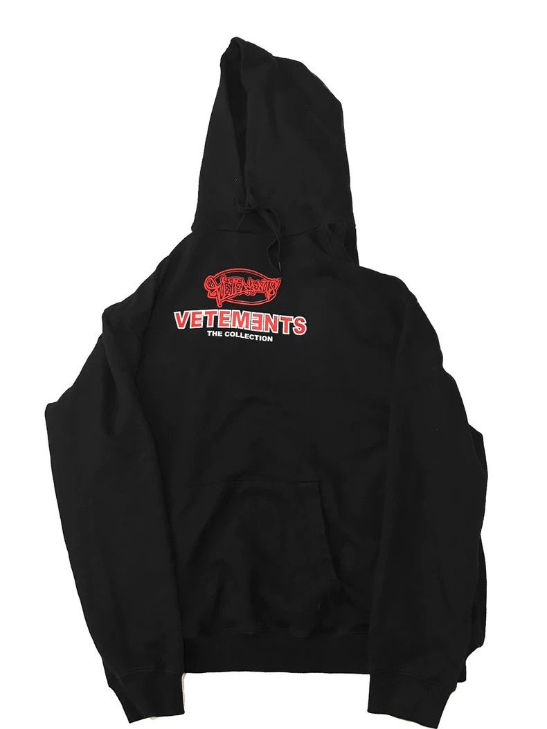 Vetements Vetements The collection chest print sweatshirt Size US M / EU 48-50 / 2 - 1 Thumbnail