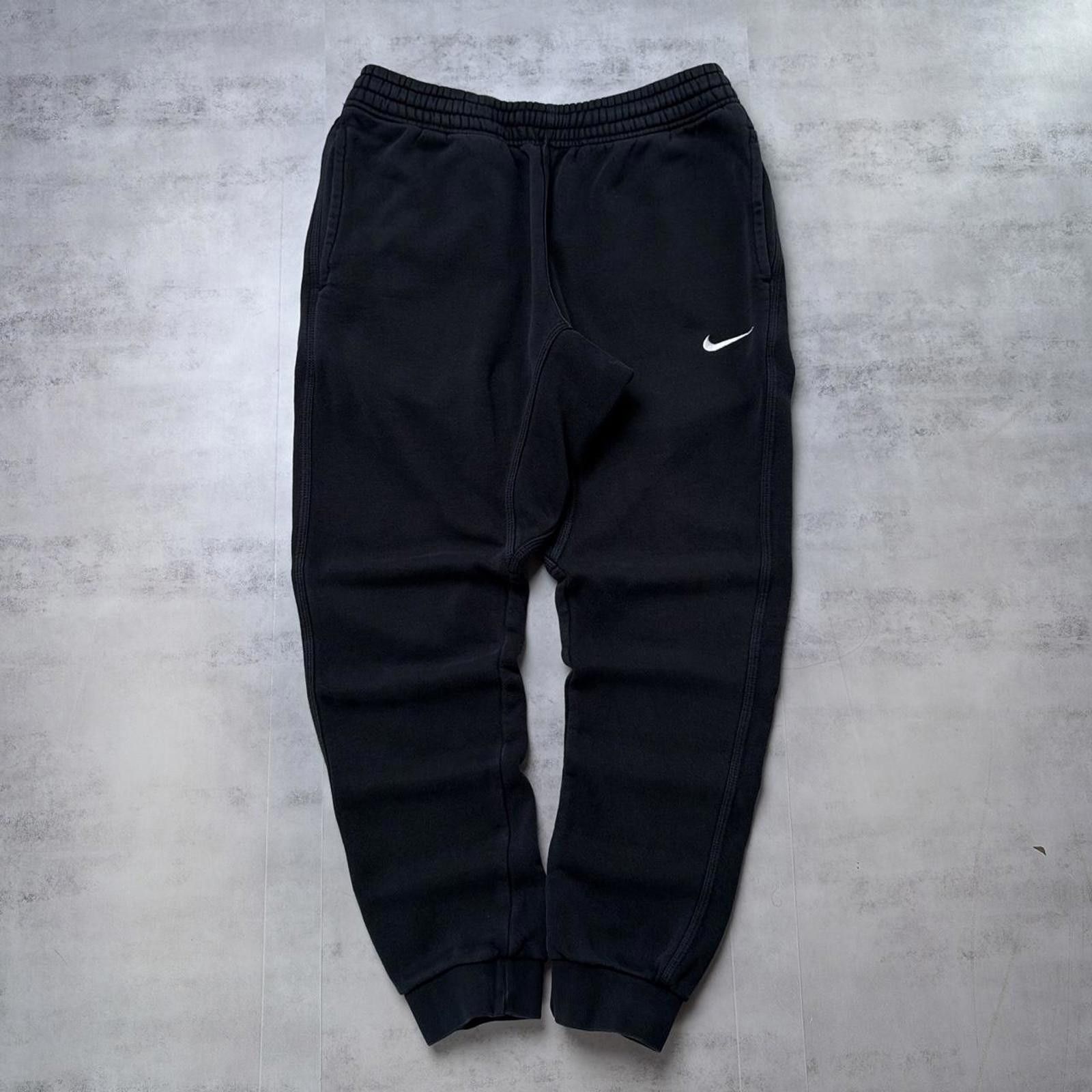 Nike Y2K Black Nike Swoosh Grunge Skater Cuffed Sweatpants Size US 30 / EU 46 - 1 Thumbnail