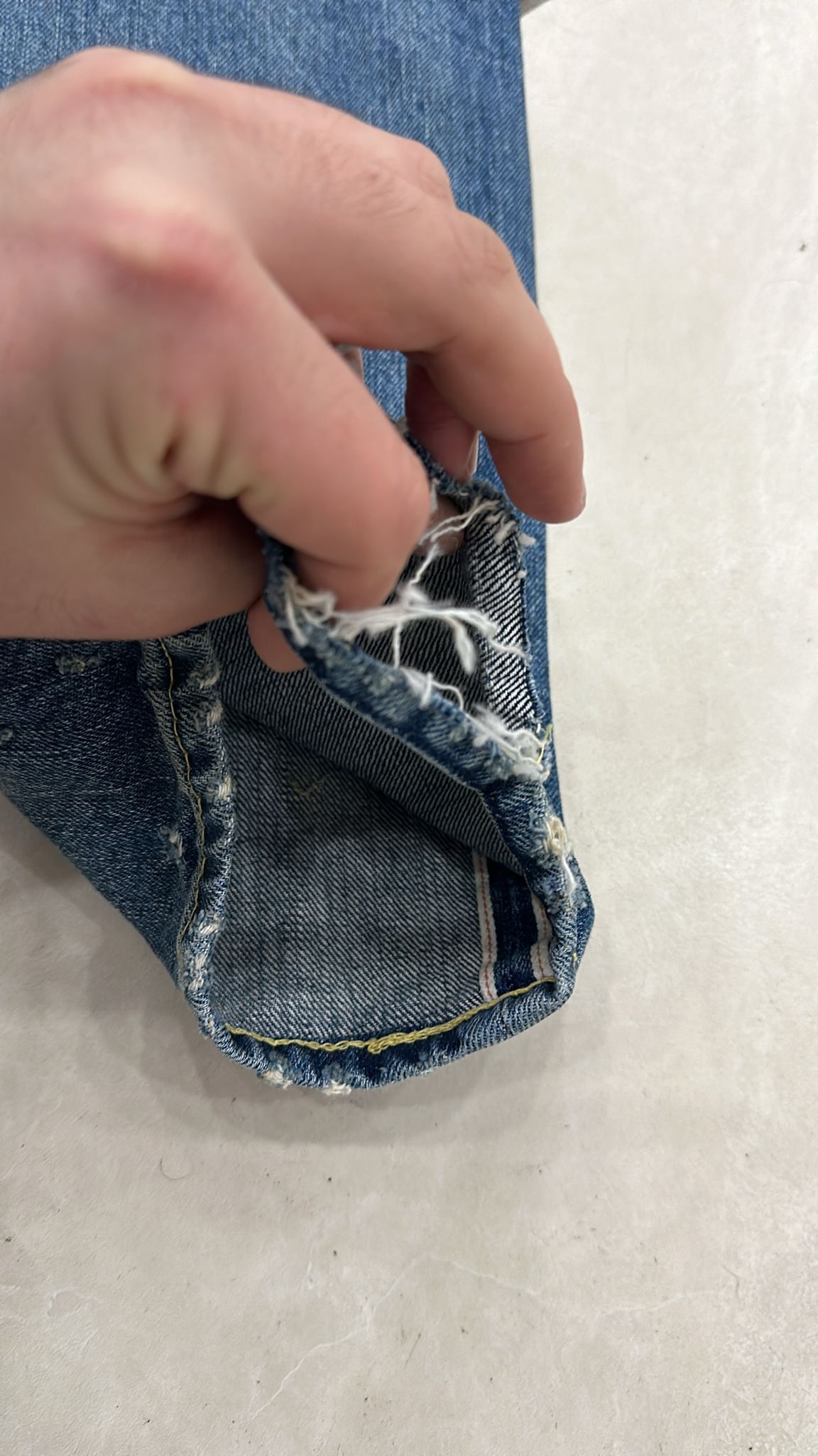 Levi's Vintage Clothing LVC Levi's Vintage Clothing 1984 551Z BigE Selvedge Jeans Size US 34 / EU 50 - 6 Thumbnail