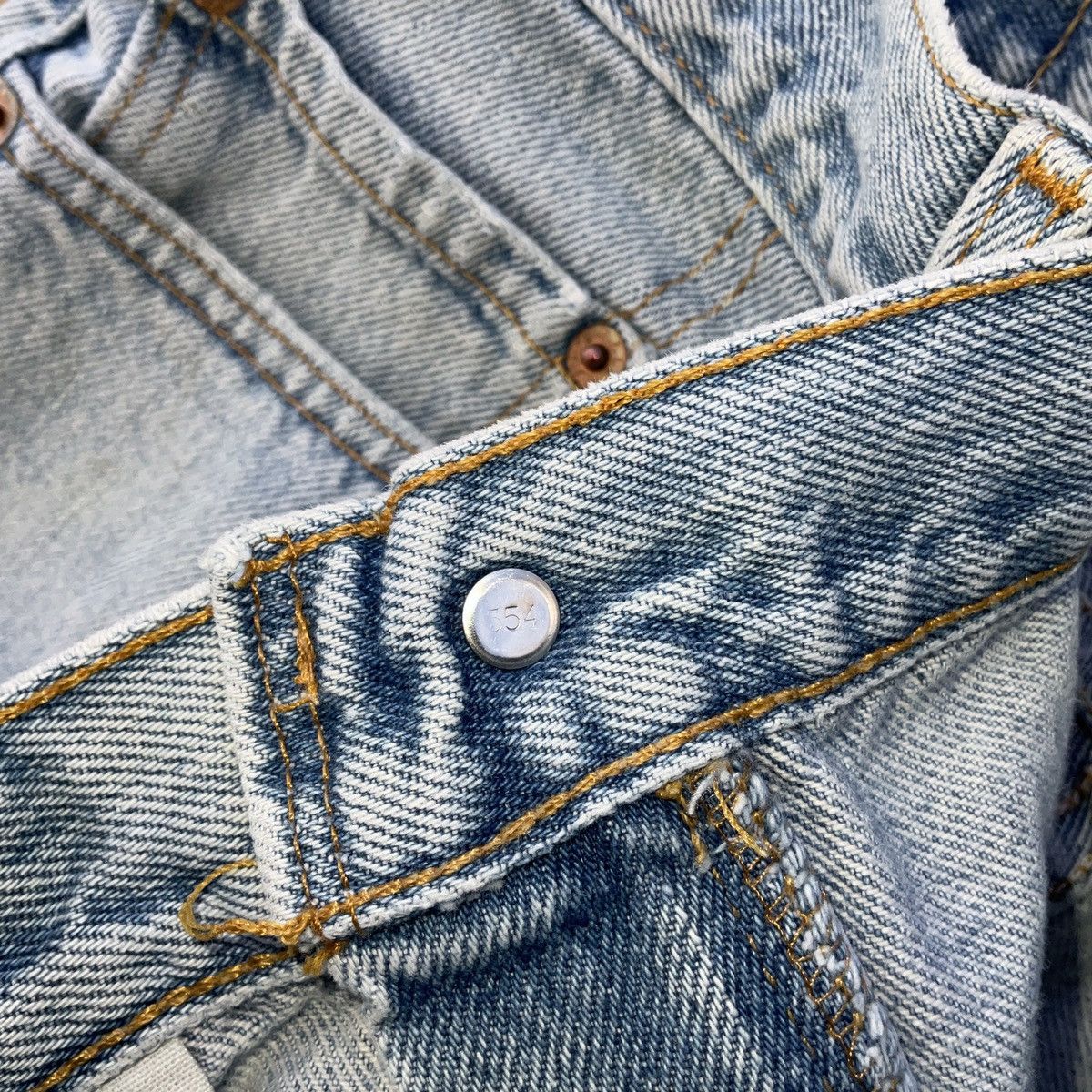 Levi's × Vintage Vintage Thrashed 90 Levi’s Made In USA 505 Denim Jean Pants Size US 34 / EU 50 - 8 Thumbnail