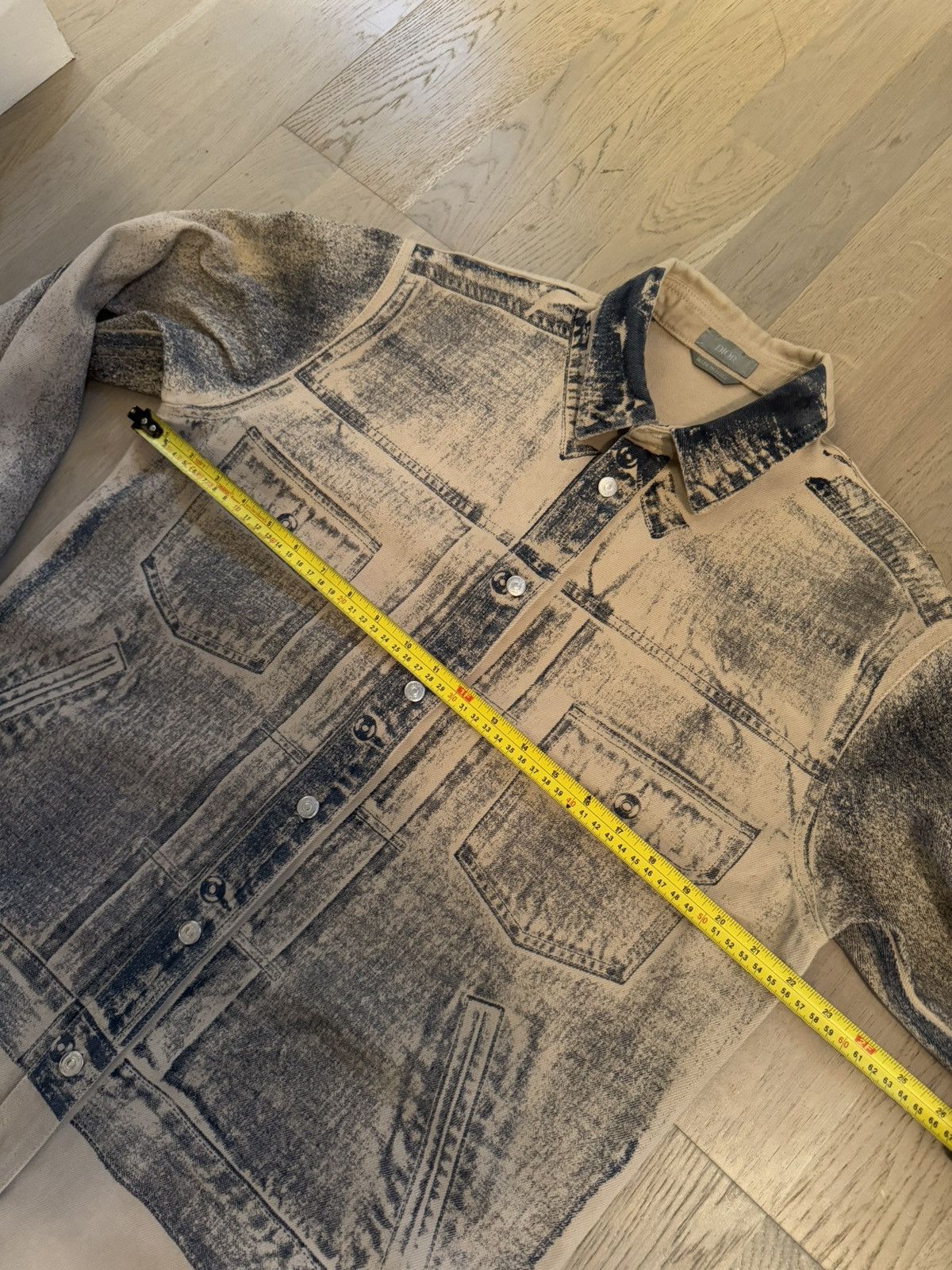 Dior DIOR overshirt SIZE 38 SEE REAL TAPE MEASUREMENTS IN PHOTOS Size US M / EU 48-50 / 2 - 5 Thumbnail